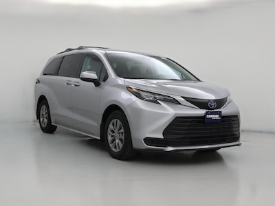 2024 Toyota Sienna Hybrid LE