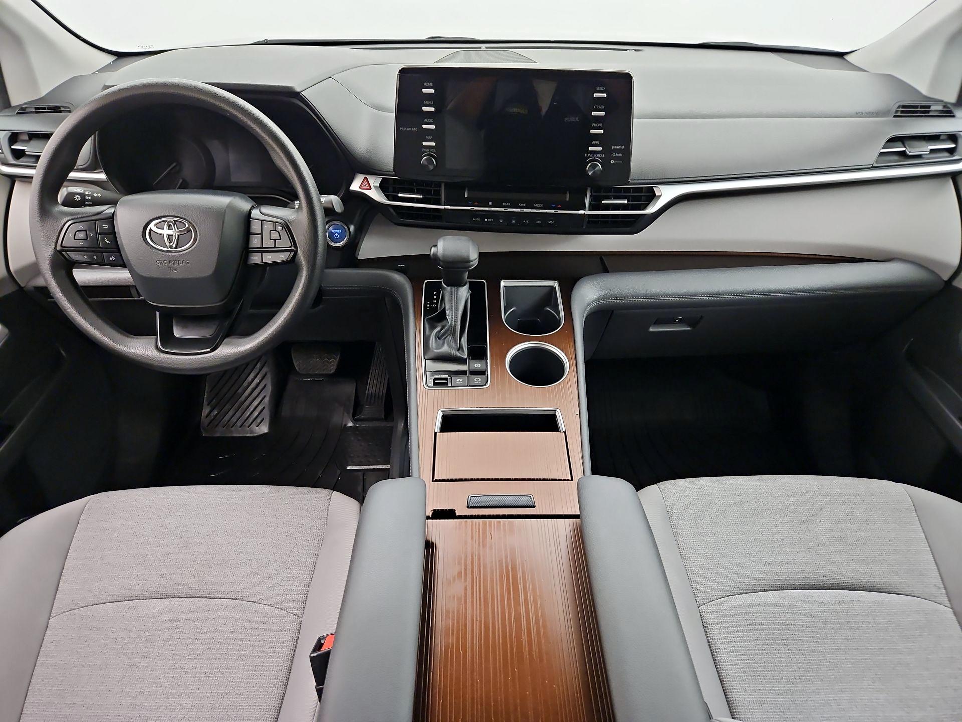 Thumbnail: 2024 Toyota Sienna - 9