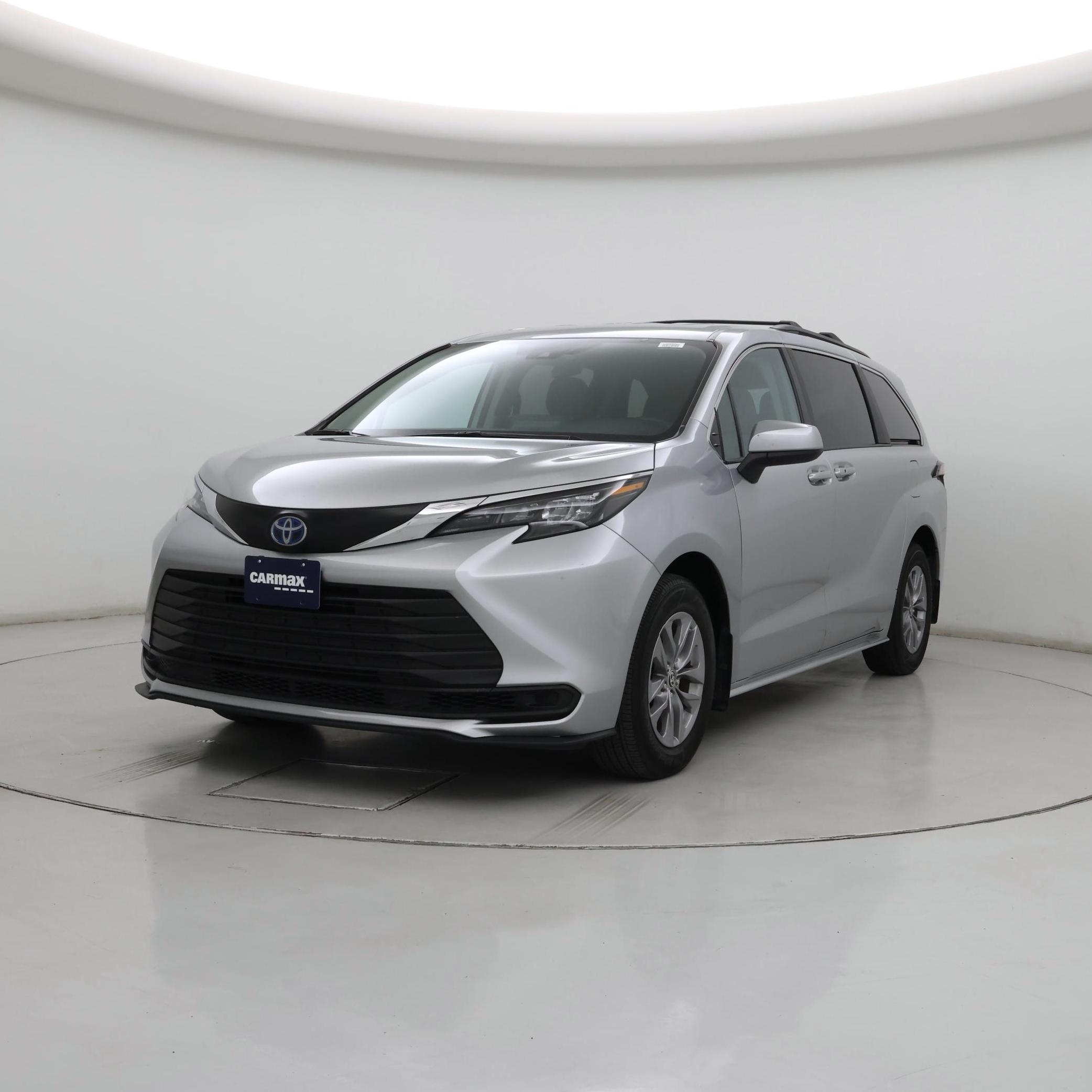 Thumbnail: 2024 Toyota Sienna - 4