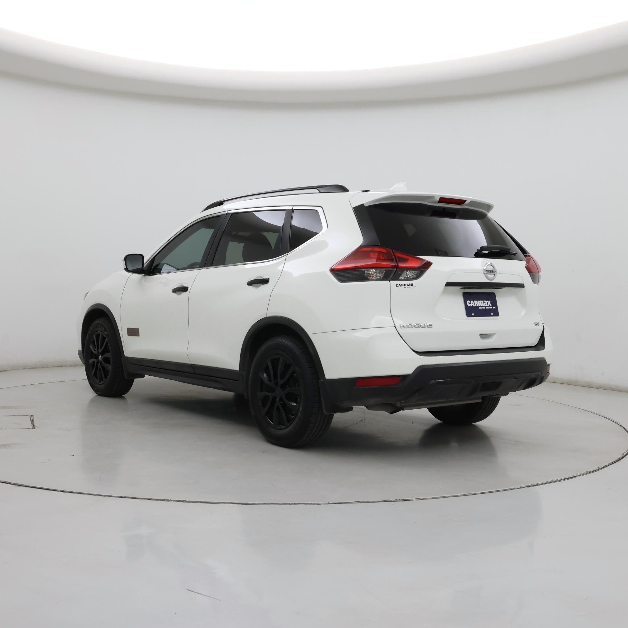 Thumbnail: 2017 Nissan Rogue - 2