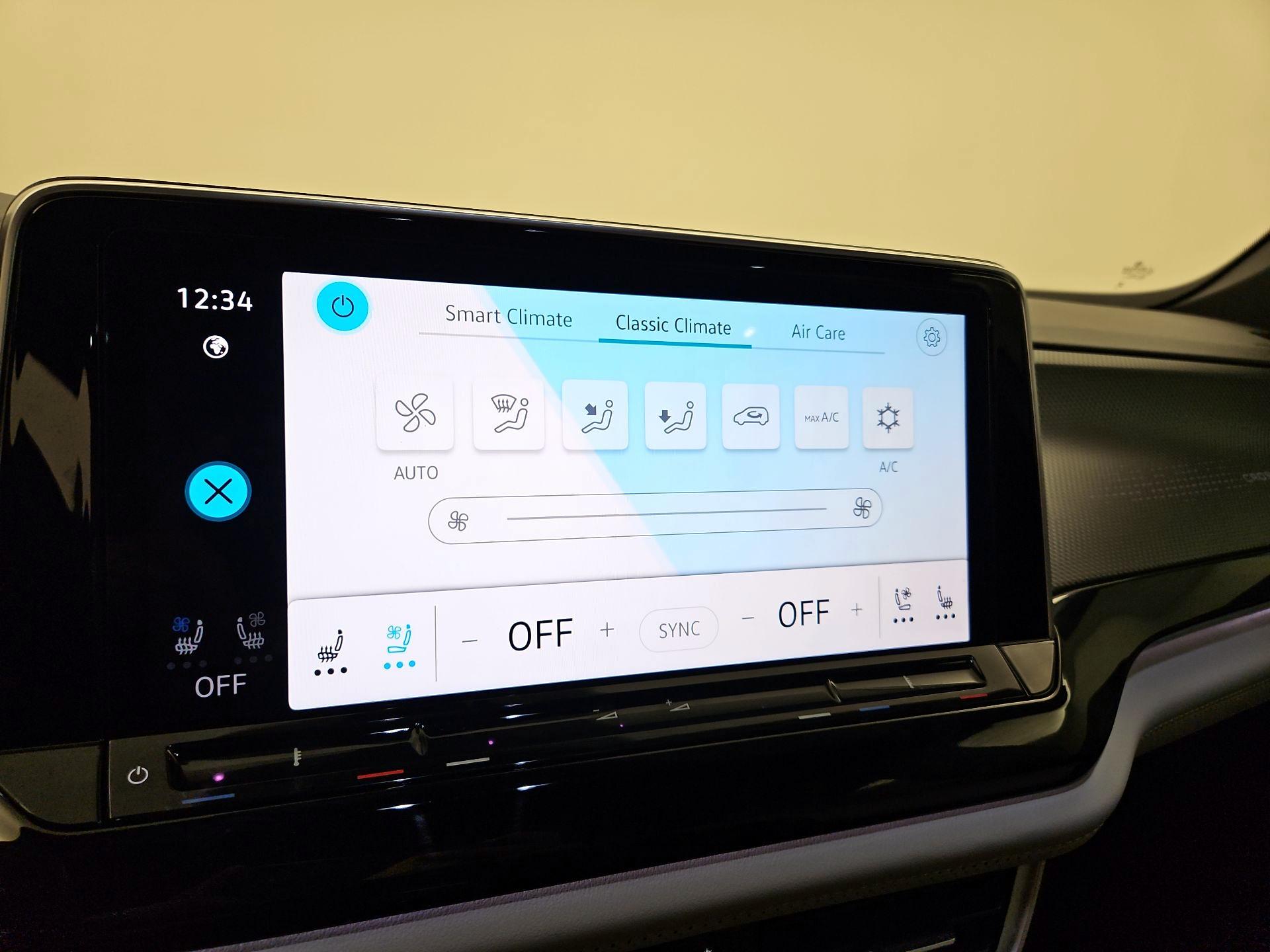 Thumbnail: 2025 Volkswagen Atlas - 17