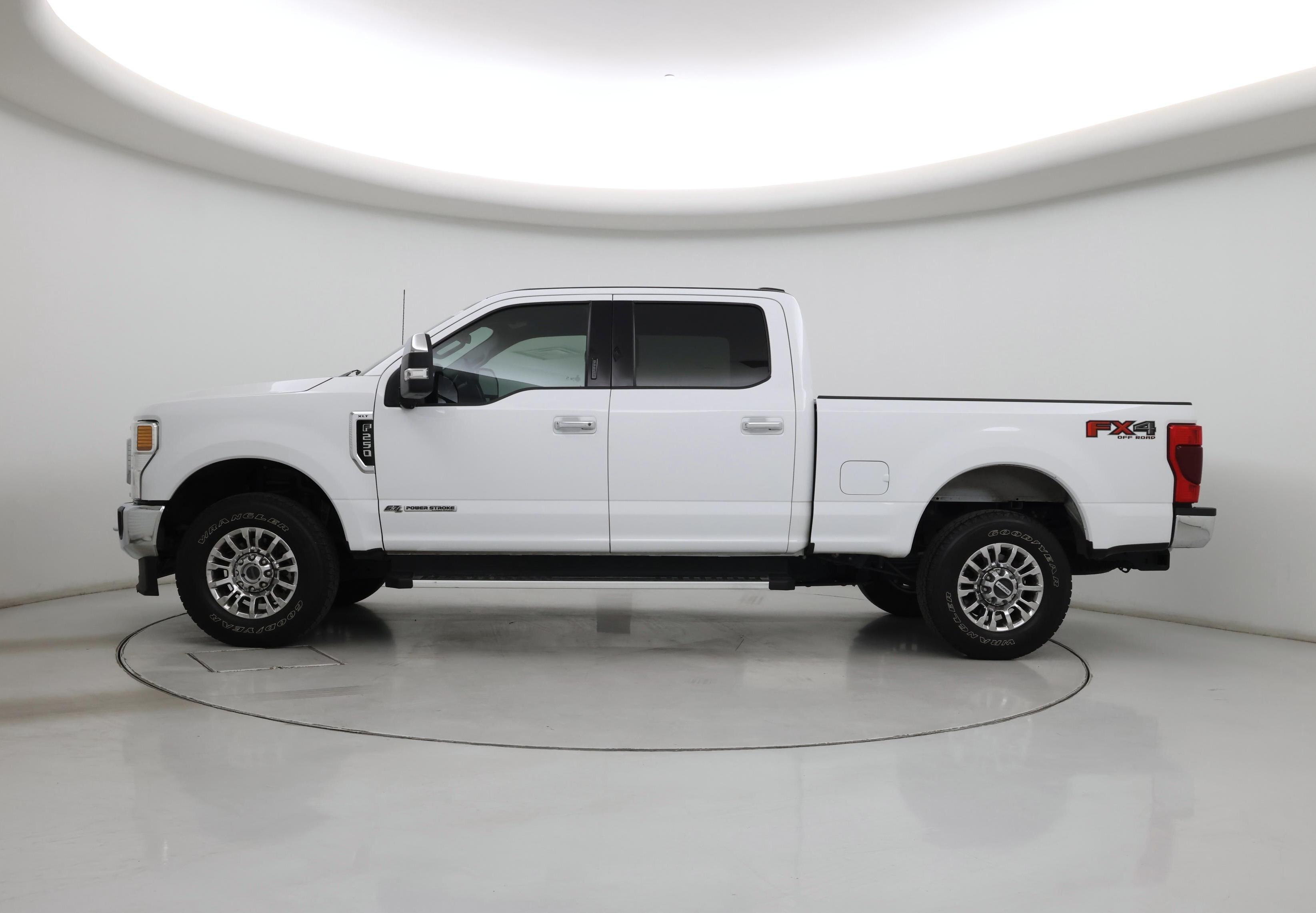 Thumbnail: 2022 Ford F-250 - 3