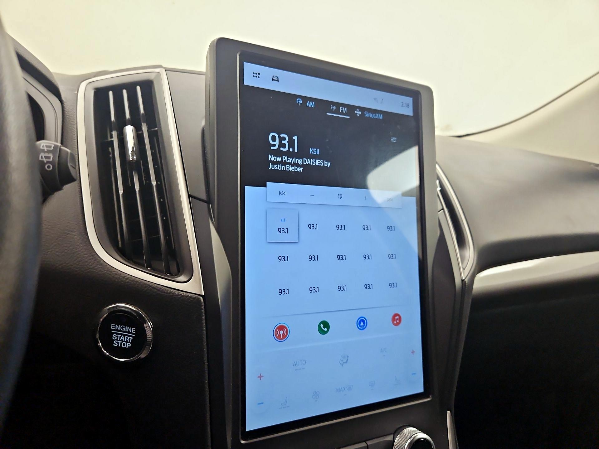 Thumbnail: 2024 Ford Edge - 15