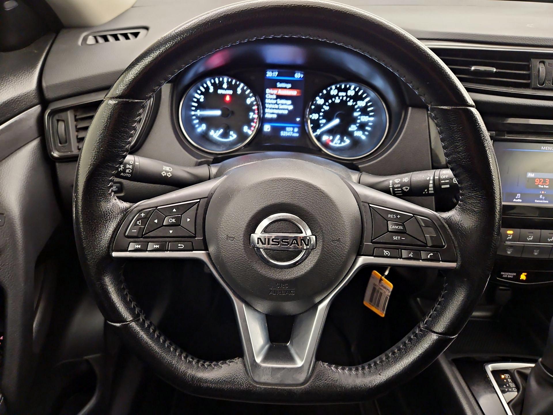 Thumbnail: 2020 Nissan Rogue - 10