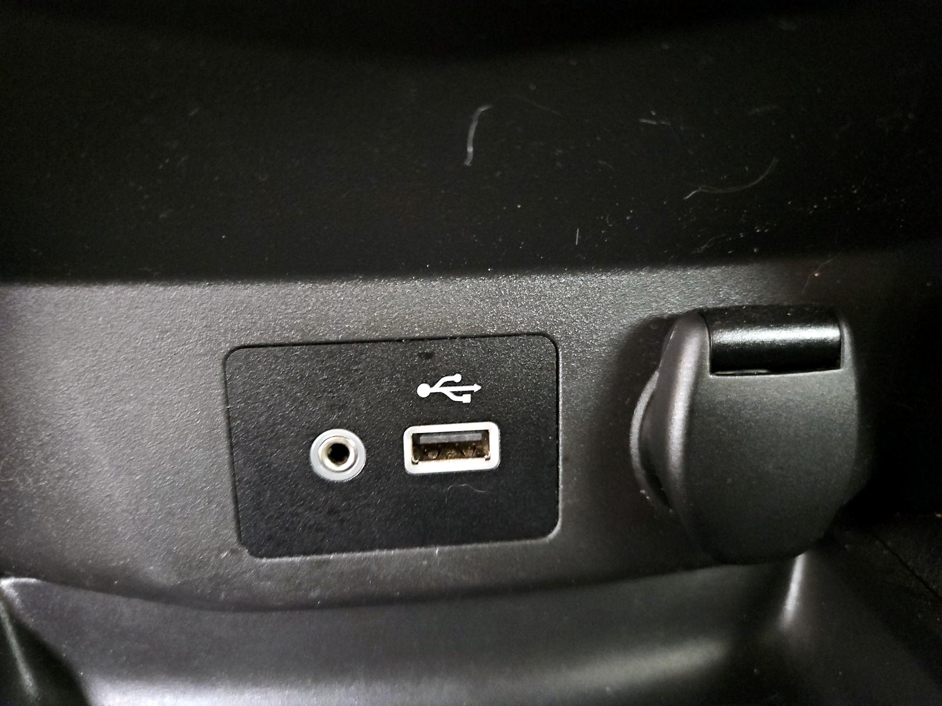 Thumbnail: 2020 Nissan Rogue - 18