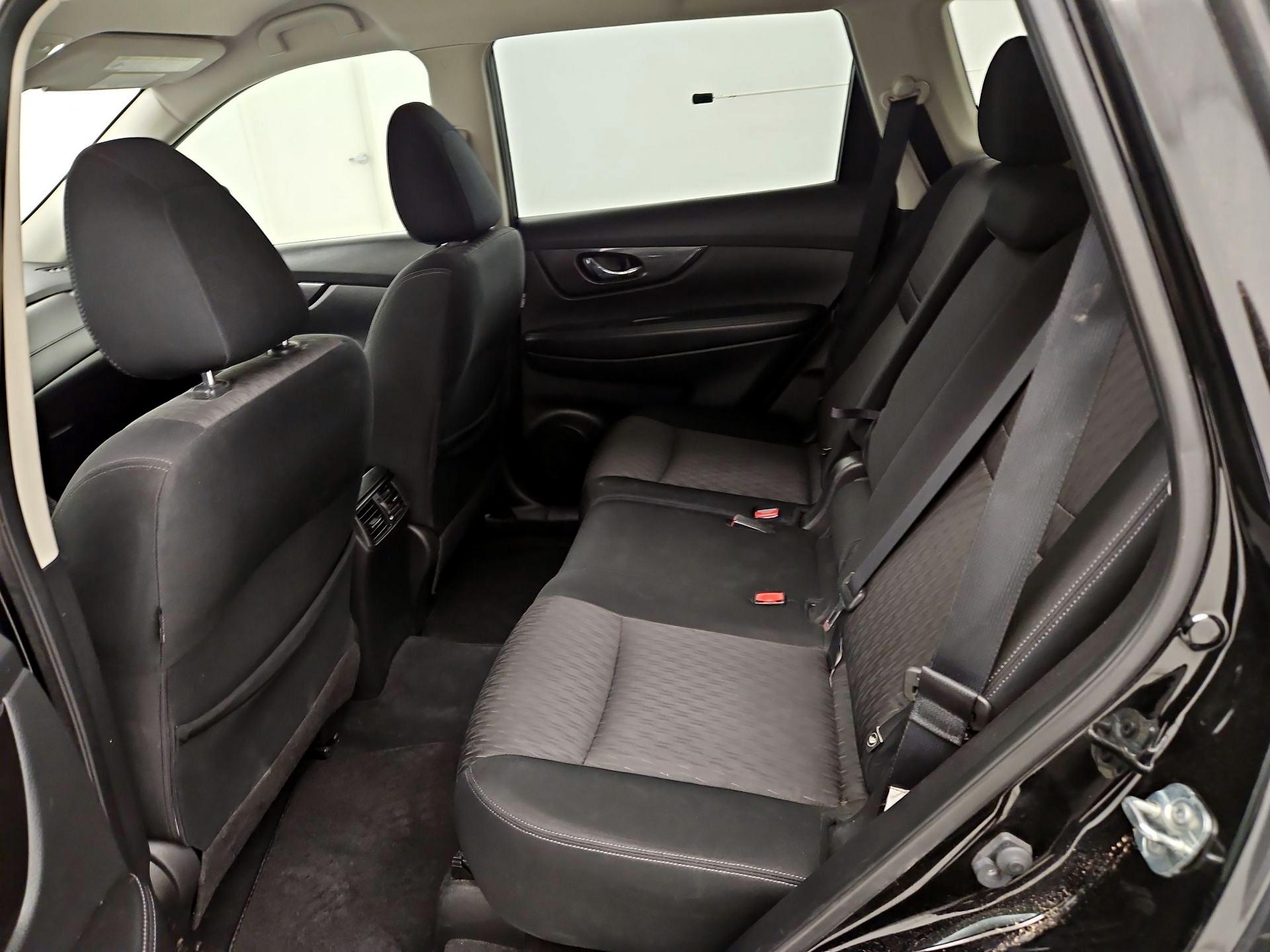 Thumbnail: 2020 Nissan Rogue - 19