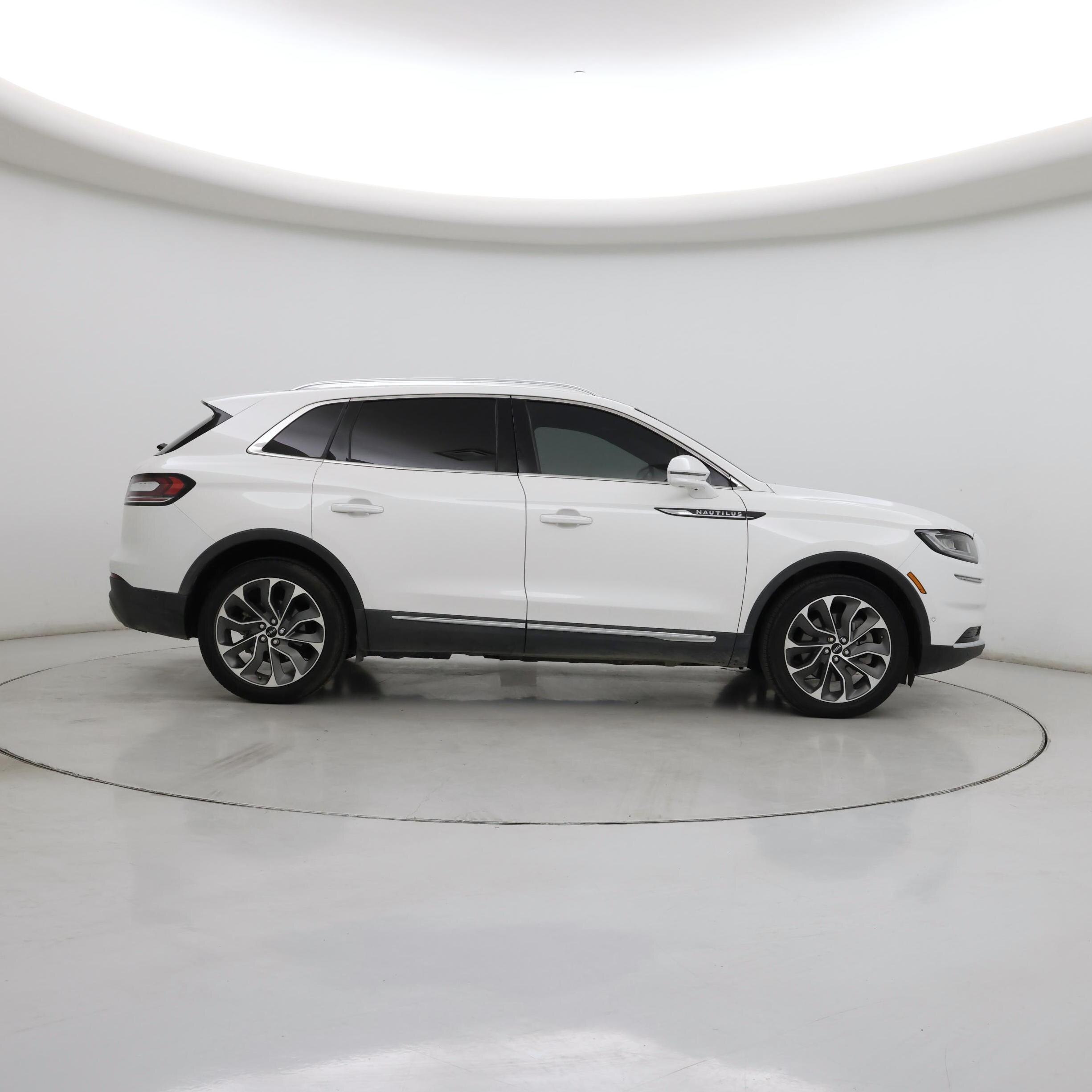 Thumbnail: 2021 Lincoln Nautilus - 7