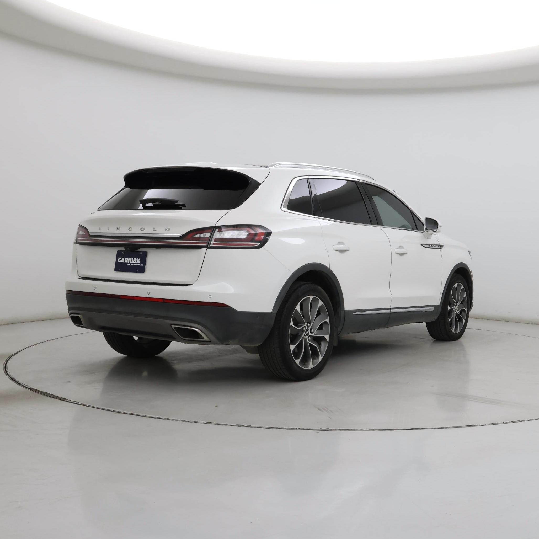 Thumbnail: 2021 Lincoln Nautilus - 8