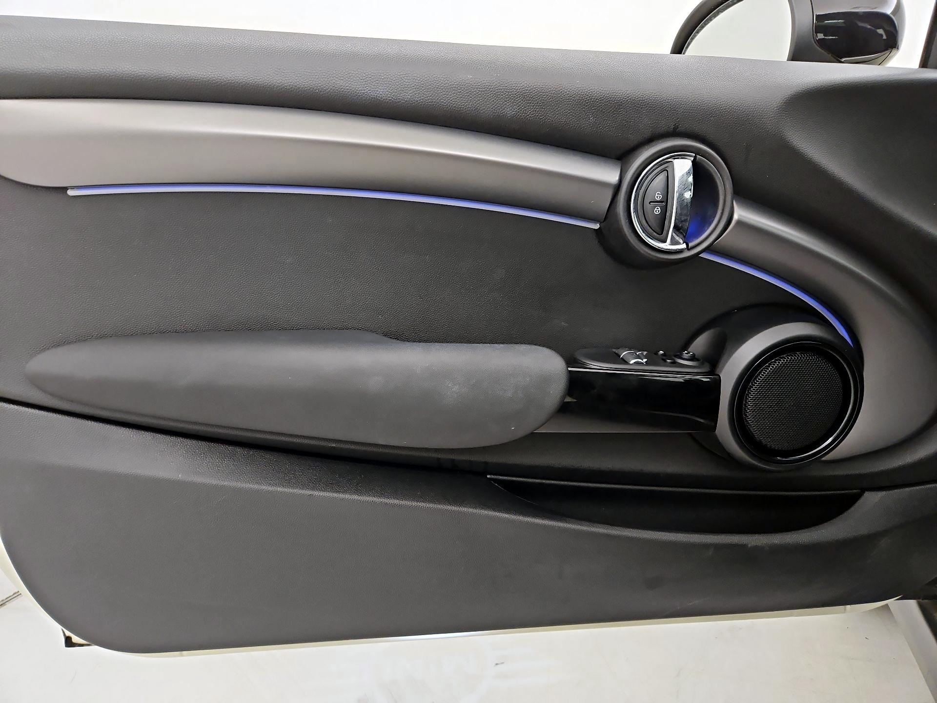 Thumbnail: 2023 MINI Cooper Hardtop - 12