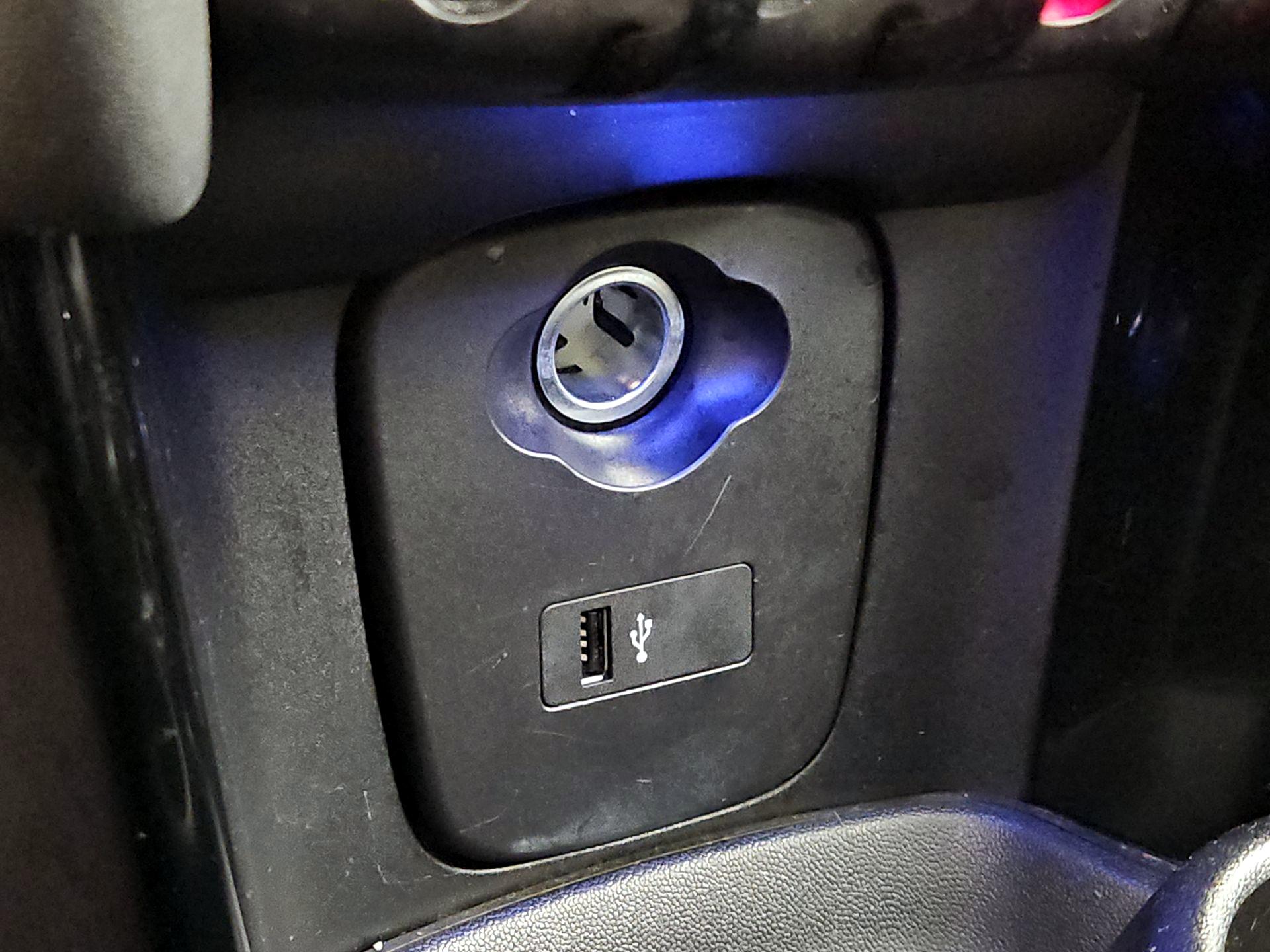 Thumbnail: 2023 MINI Cooper Hardtop - 18