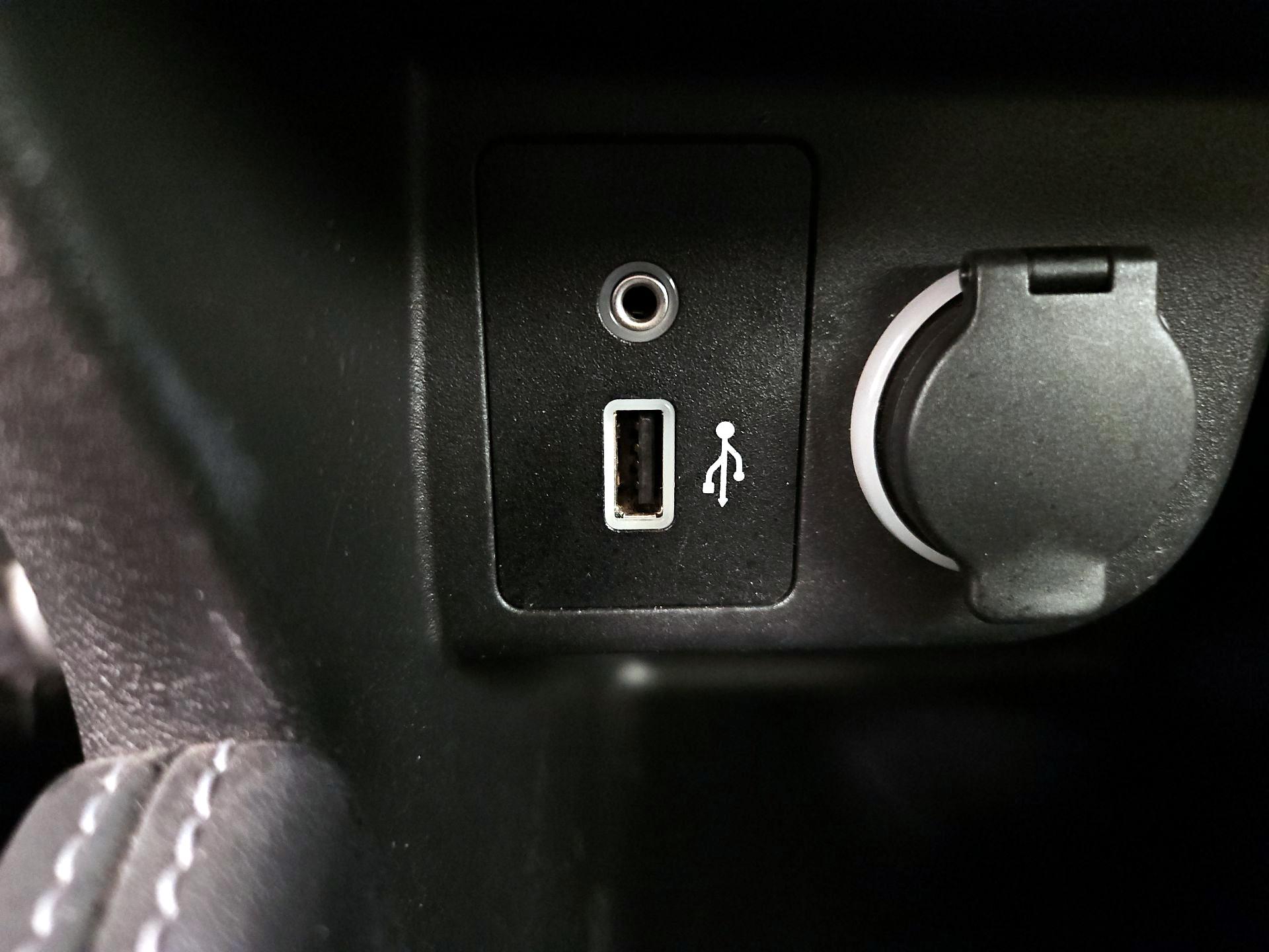 Thumbnail: 2019 Nissan Kicks - 18