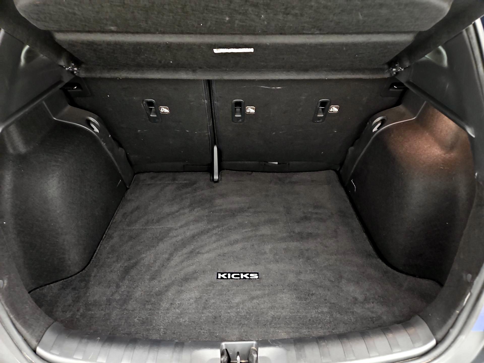 Thumbnail: 2019 Nissan Kicks - 20