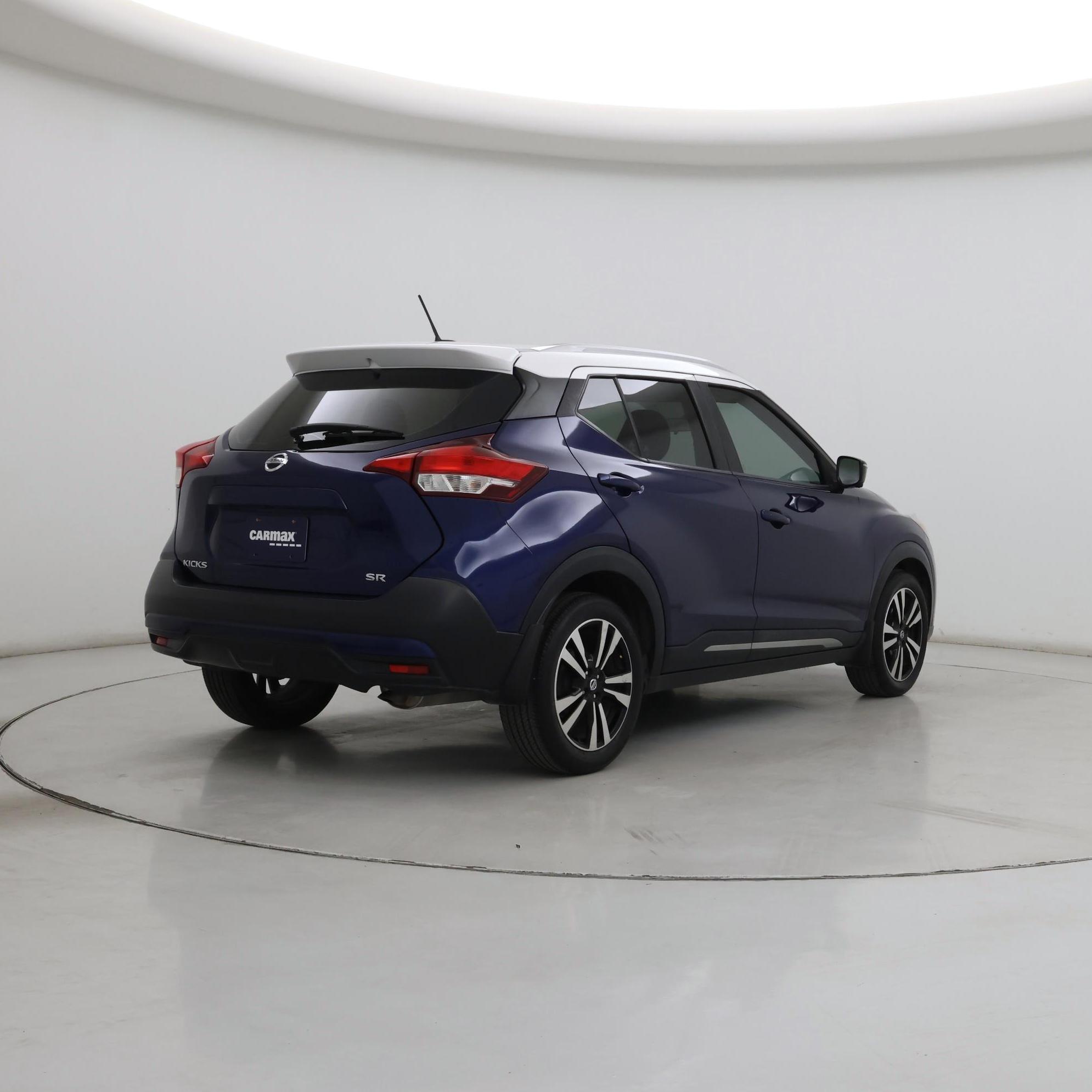 Thumbnail: 2019 Nissan Kicks - 8