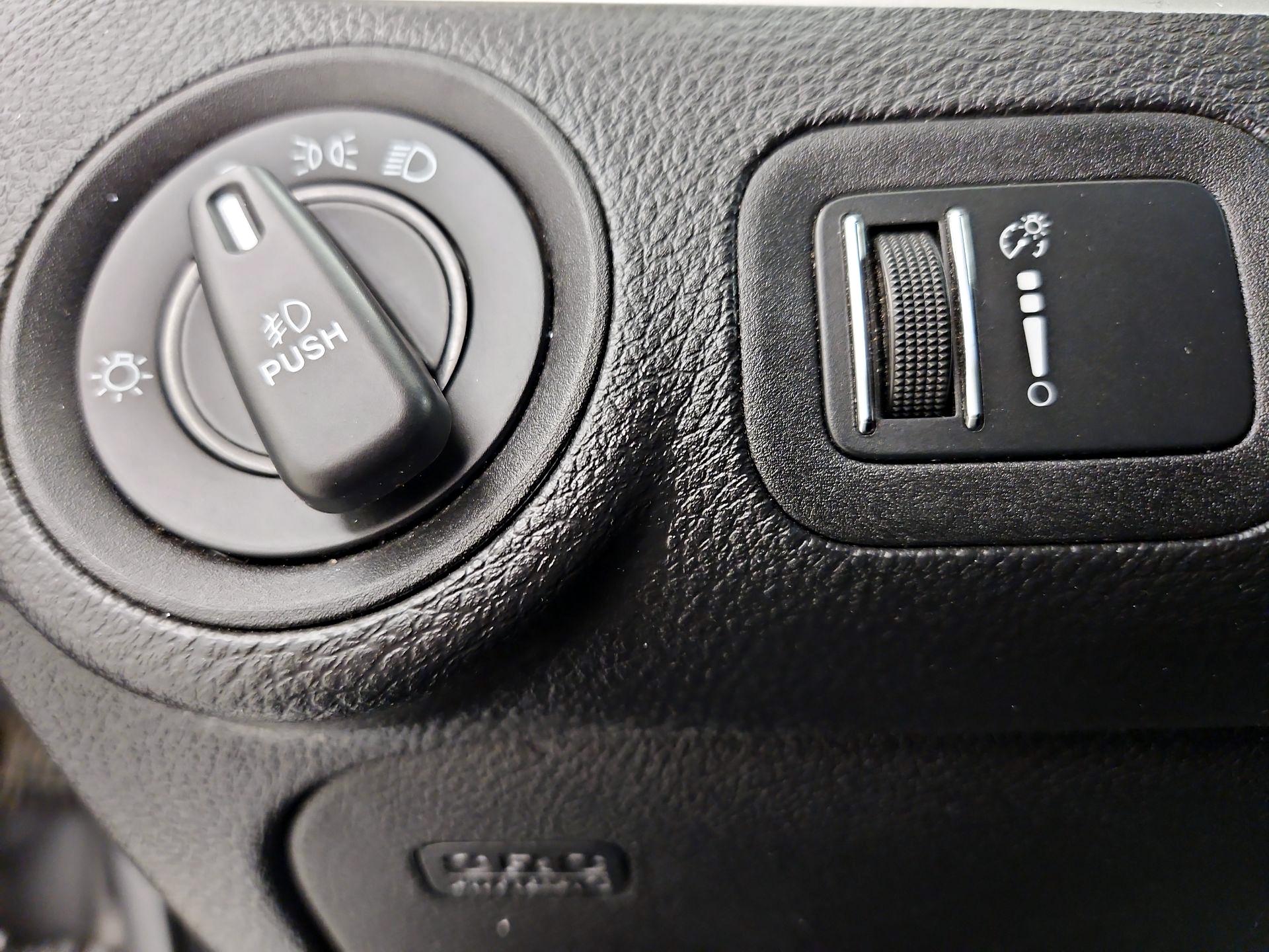 Thumbnail: 2016 Dodge Journey - 13