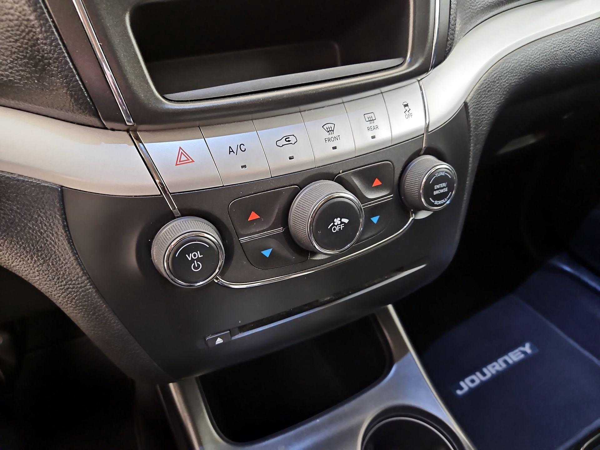 Thumbnail: 2016 Dodge Journey - 15