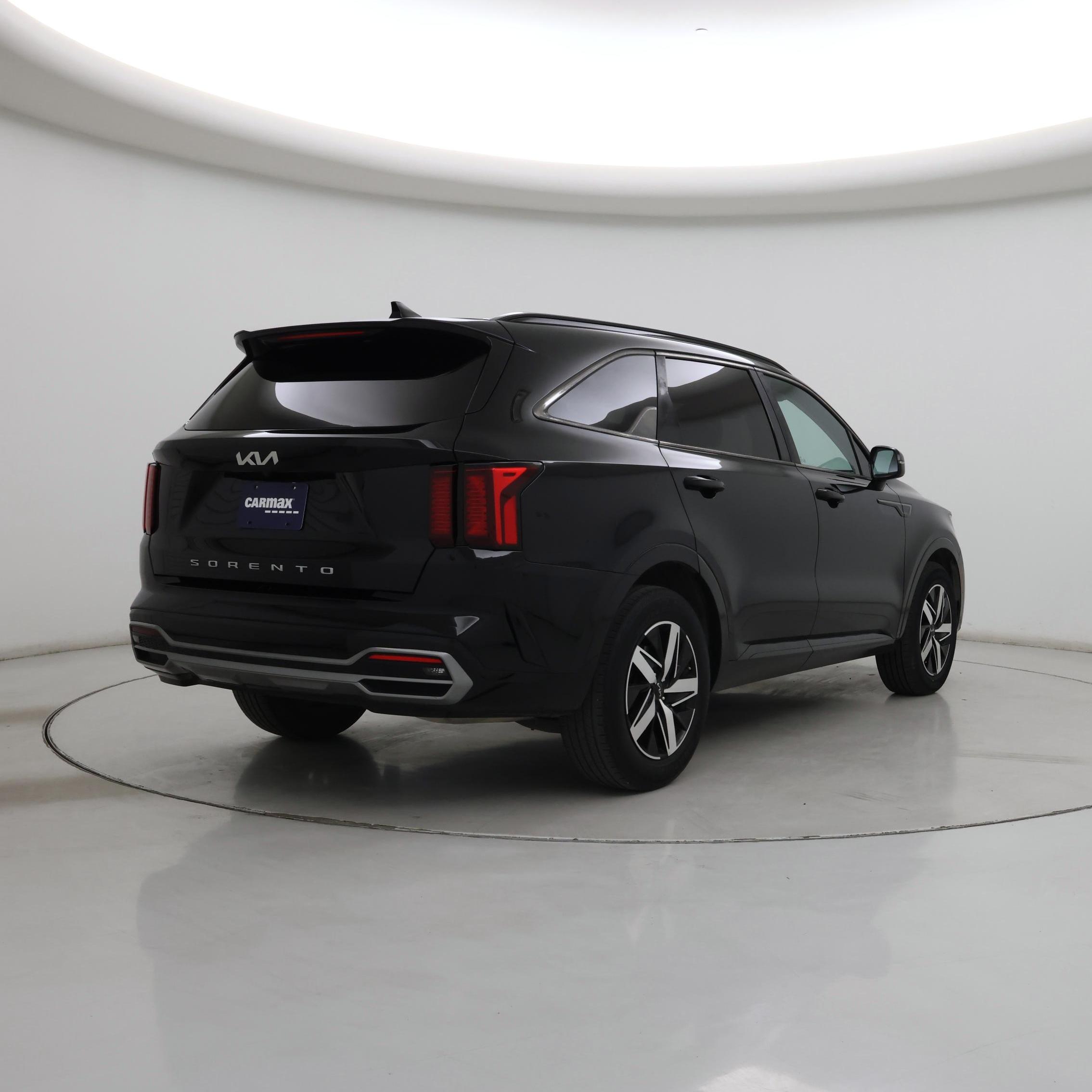 Thumbnail: 2022 Kia Sorento - 8