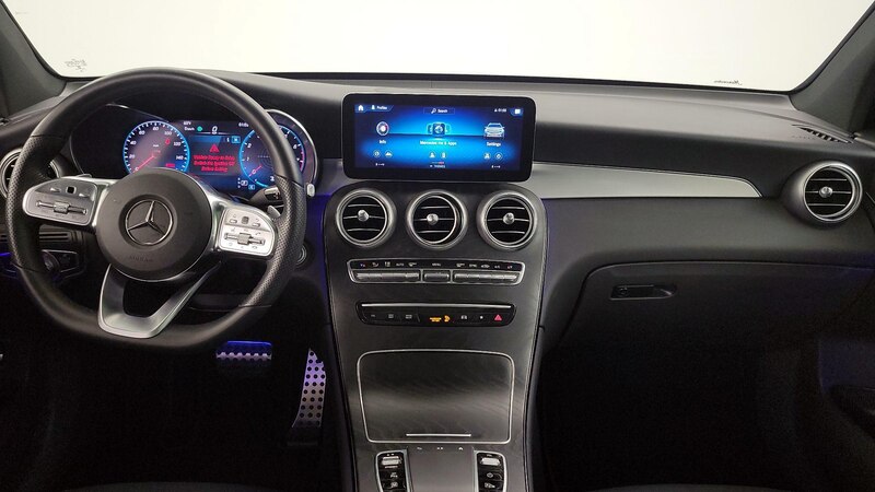 2022 Mercedes-Benz GLC 300 9