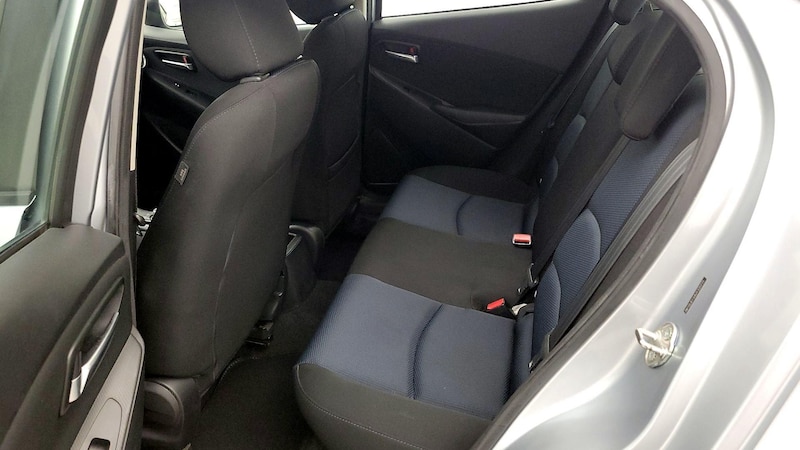 2018 Toyota Yaris iA  19