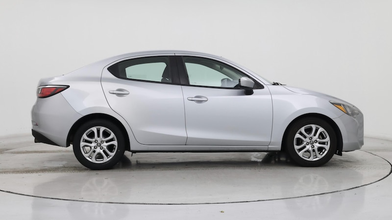 2018 Toyota Yaris iA  7