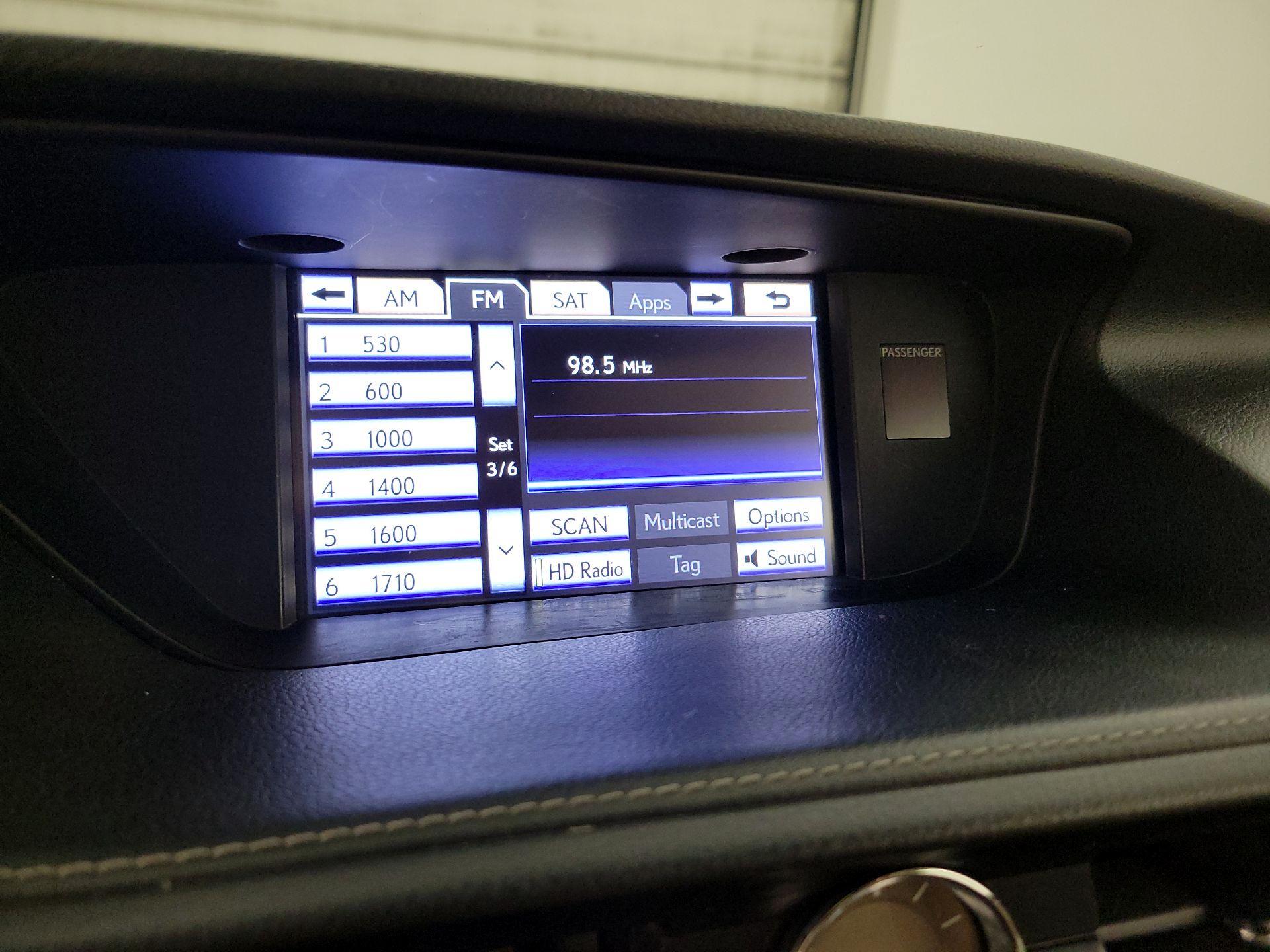 Thumbnail: 2014 Lexus ES - 16