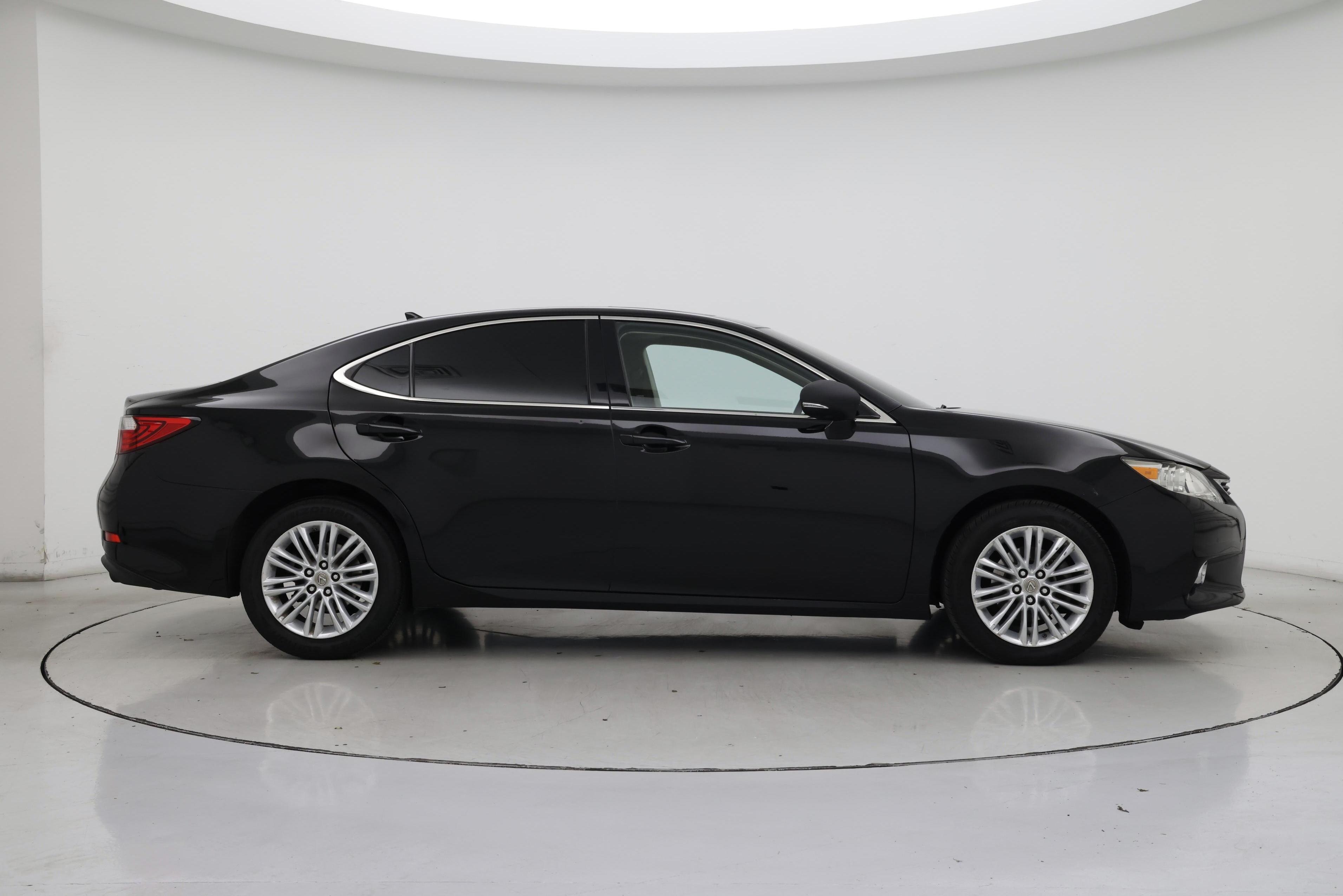 Thumbnail: 2014 Lexus ES - 7