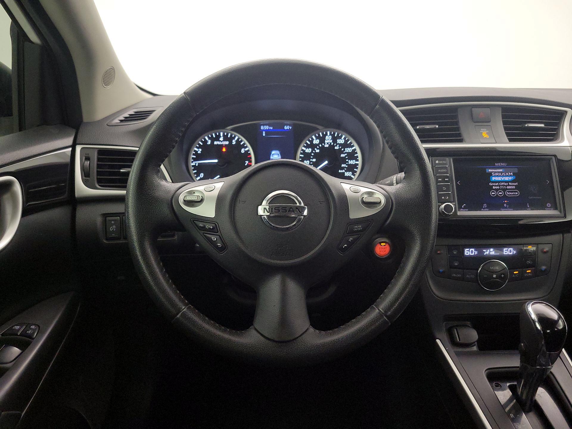 Thumbnail: 2019 Nissan Sentra - 10
