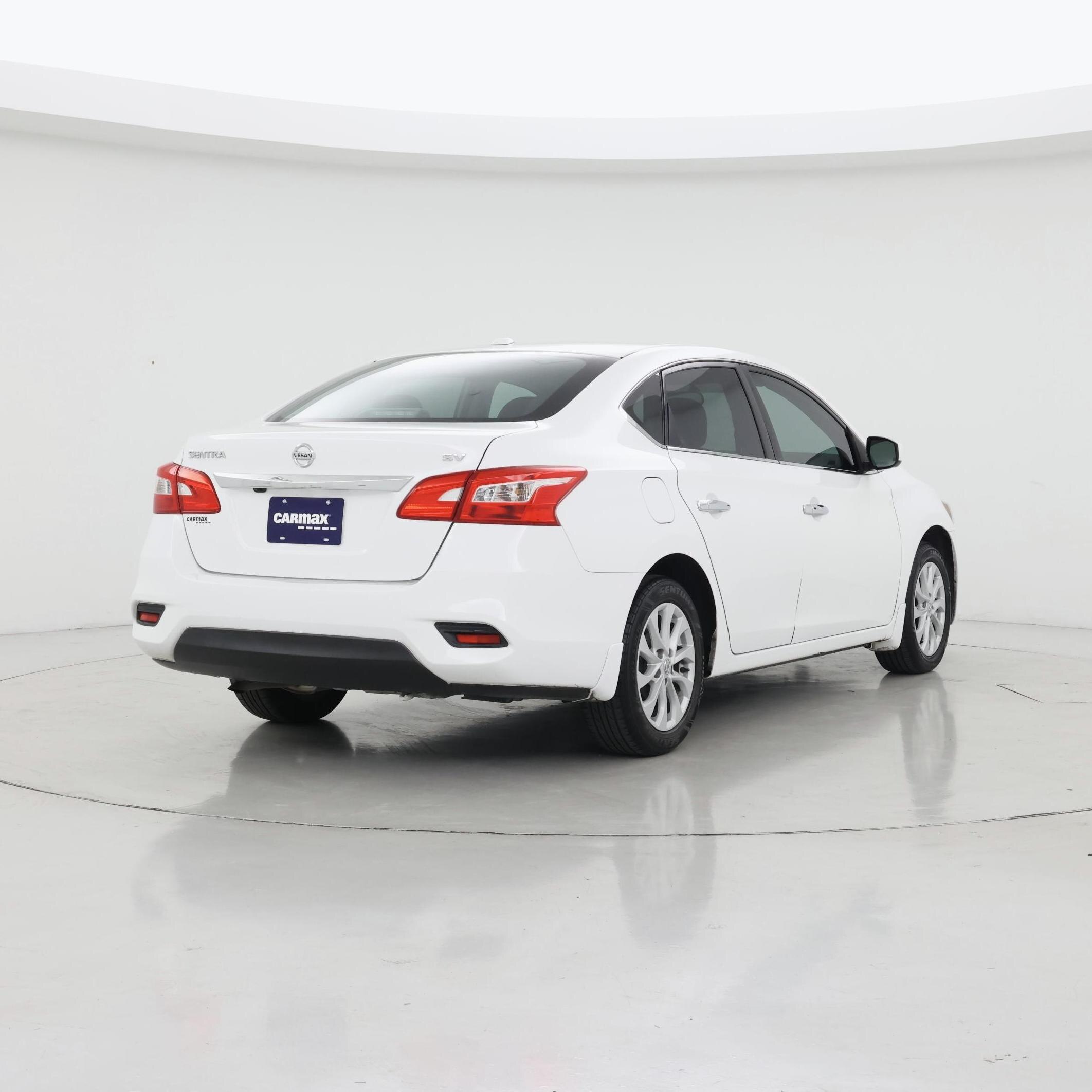 Thumbnail: 2019 Nissan Sentra - 8