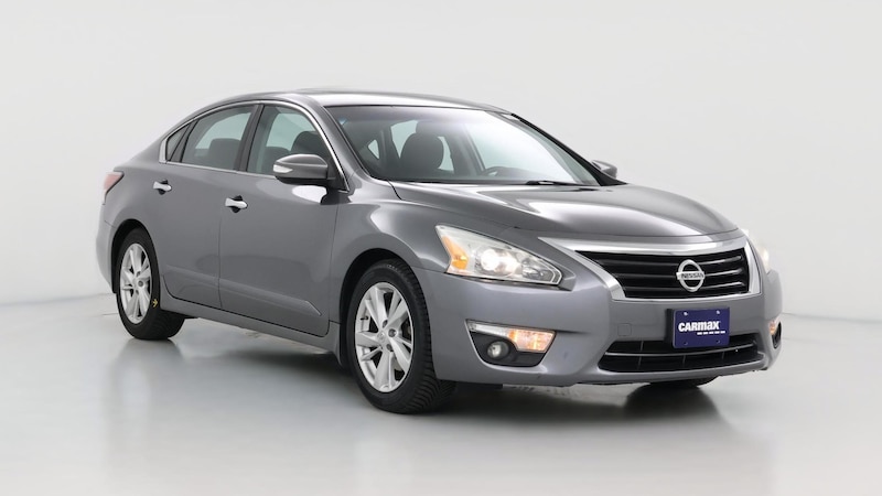 2015 Nissan Altima SV Hero Image