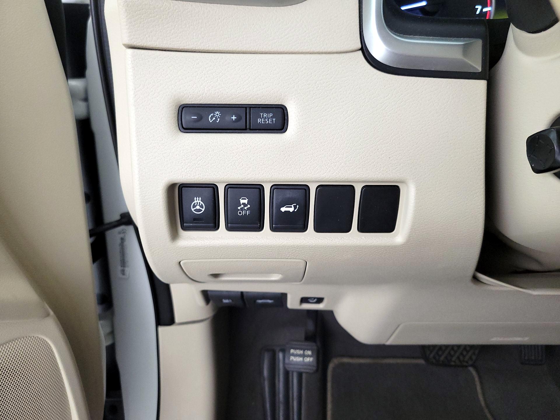 Thumbnail: 2016 Nissan Murano - 13