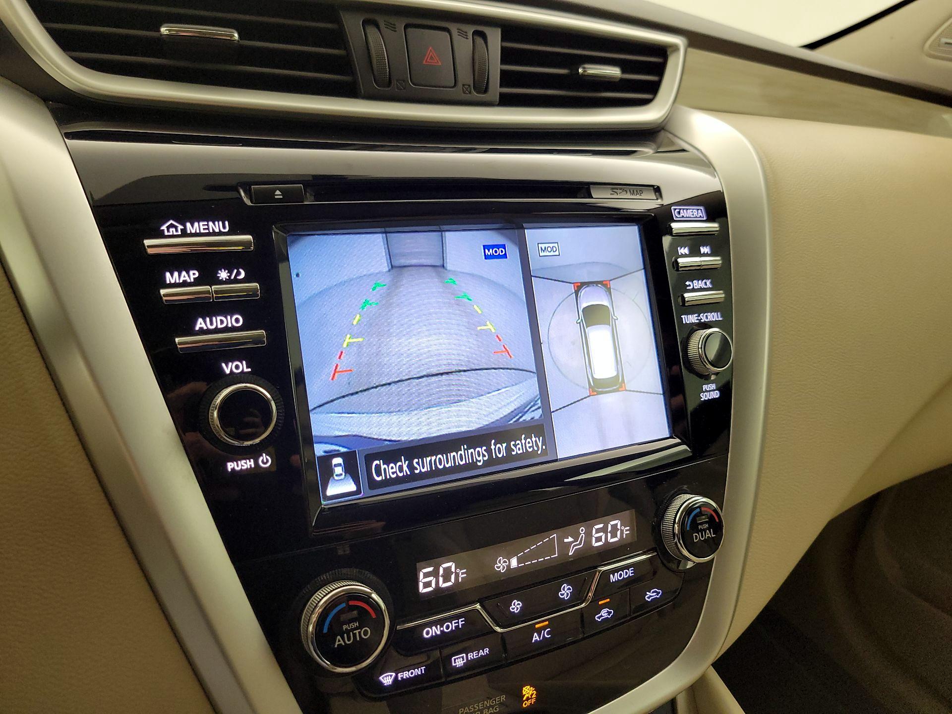 Thumbnail: 2016 Nissan Murano - 15