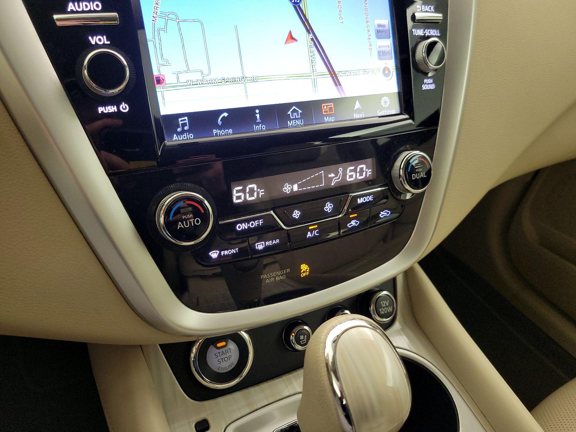 Thumbnail: 2016 Nissan Murano - 17