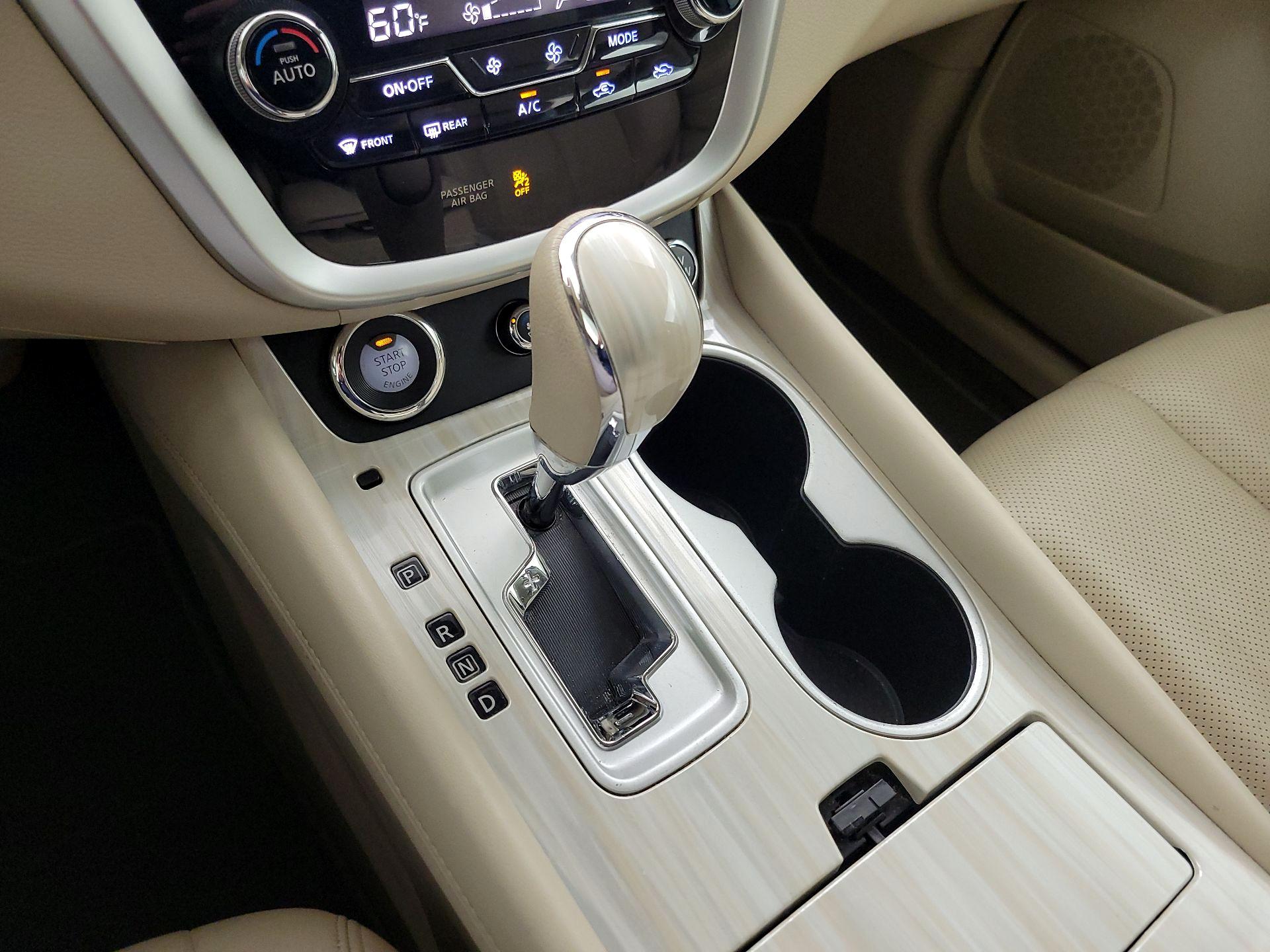 Thumbnail: 2016 Nissan Murano - 18