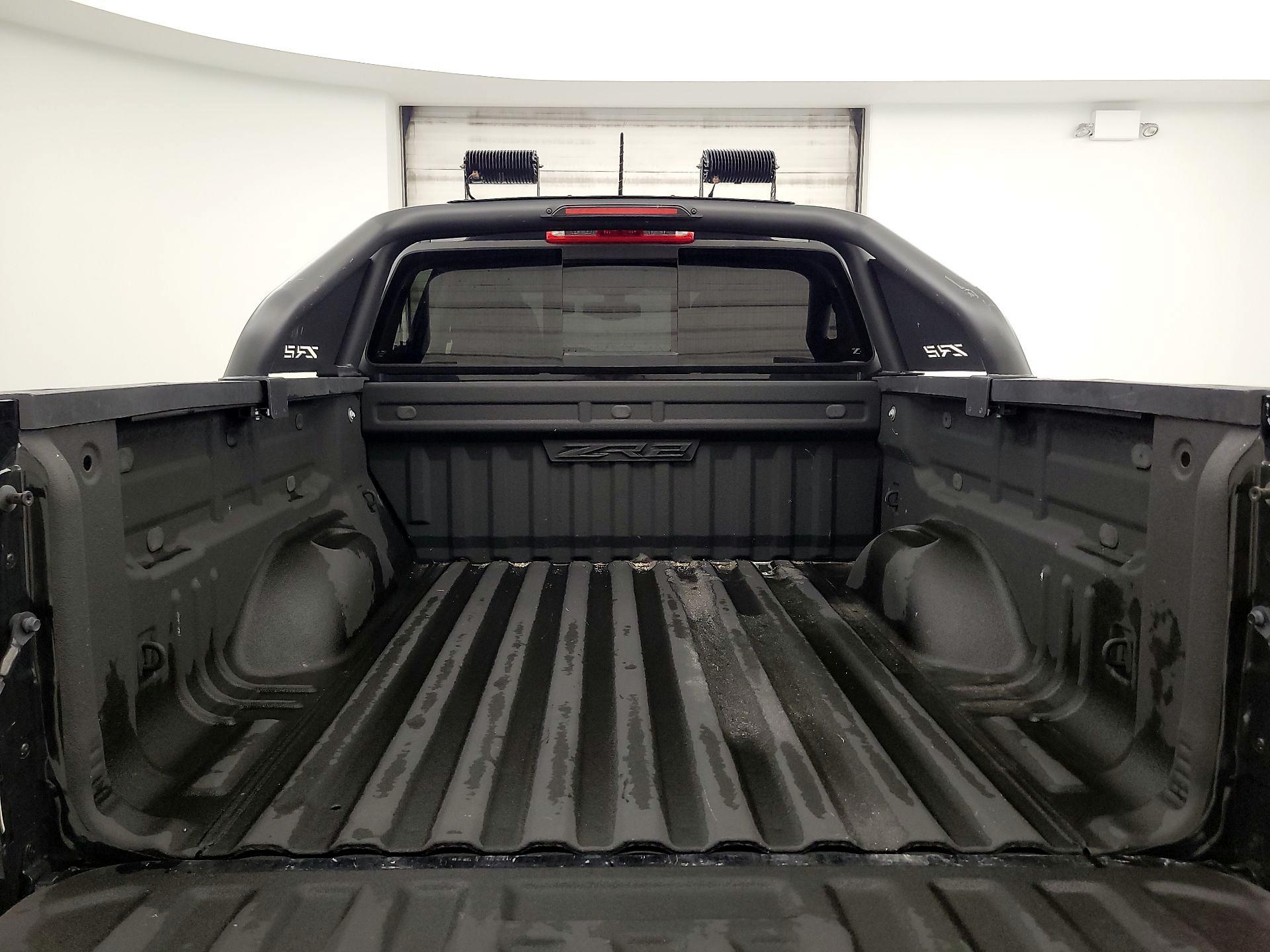 Thumbnail: 2021 Chevrolet Colorado - 20