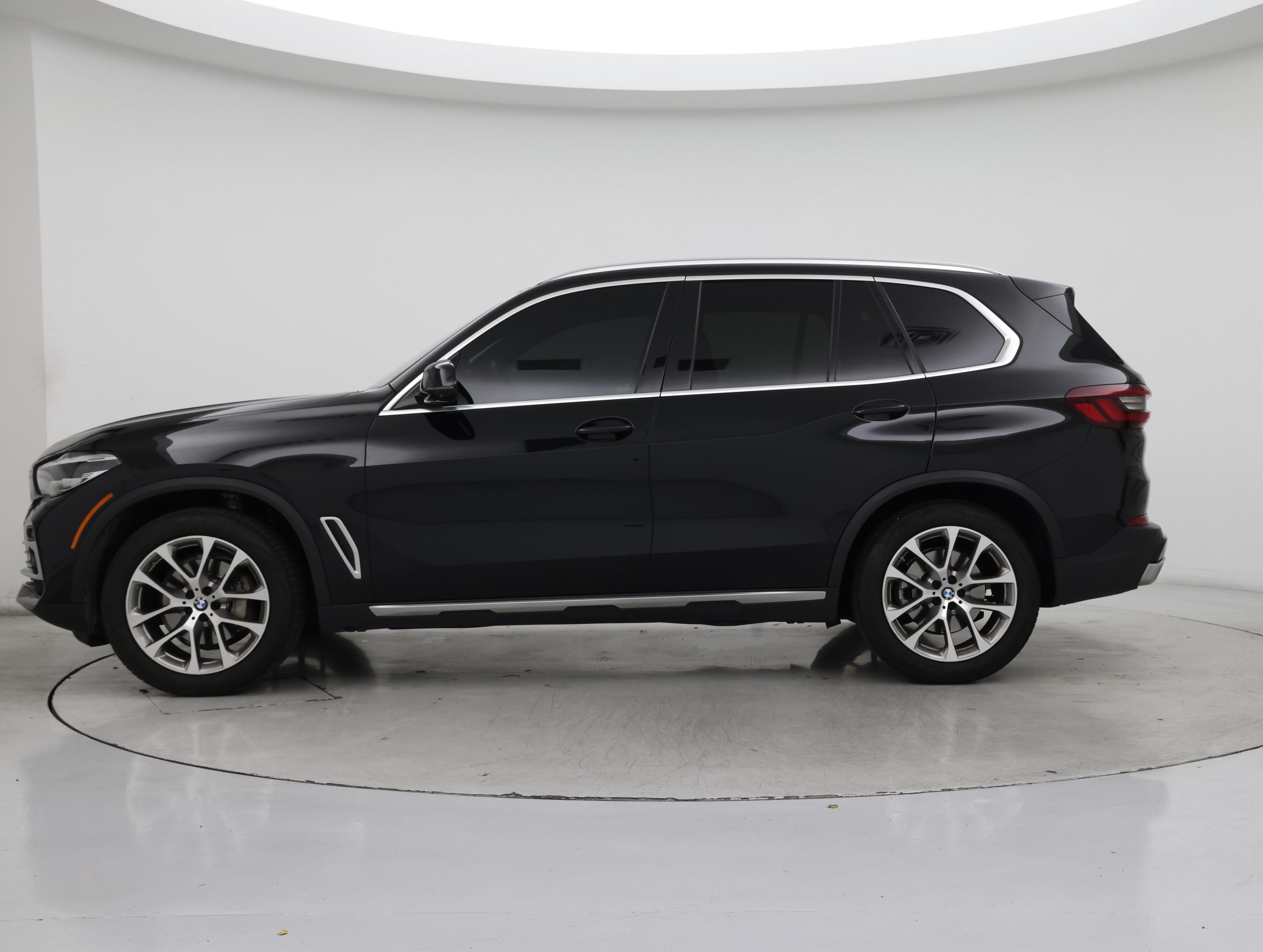 Thumbnail: 2022 BMW X5 - 3