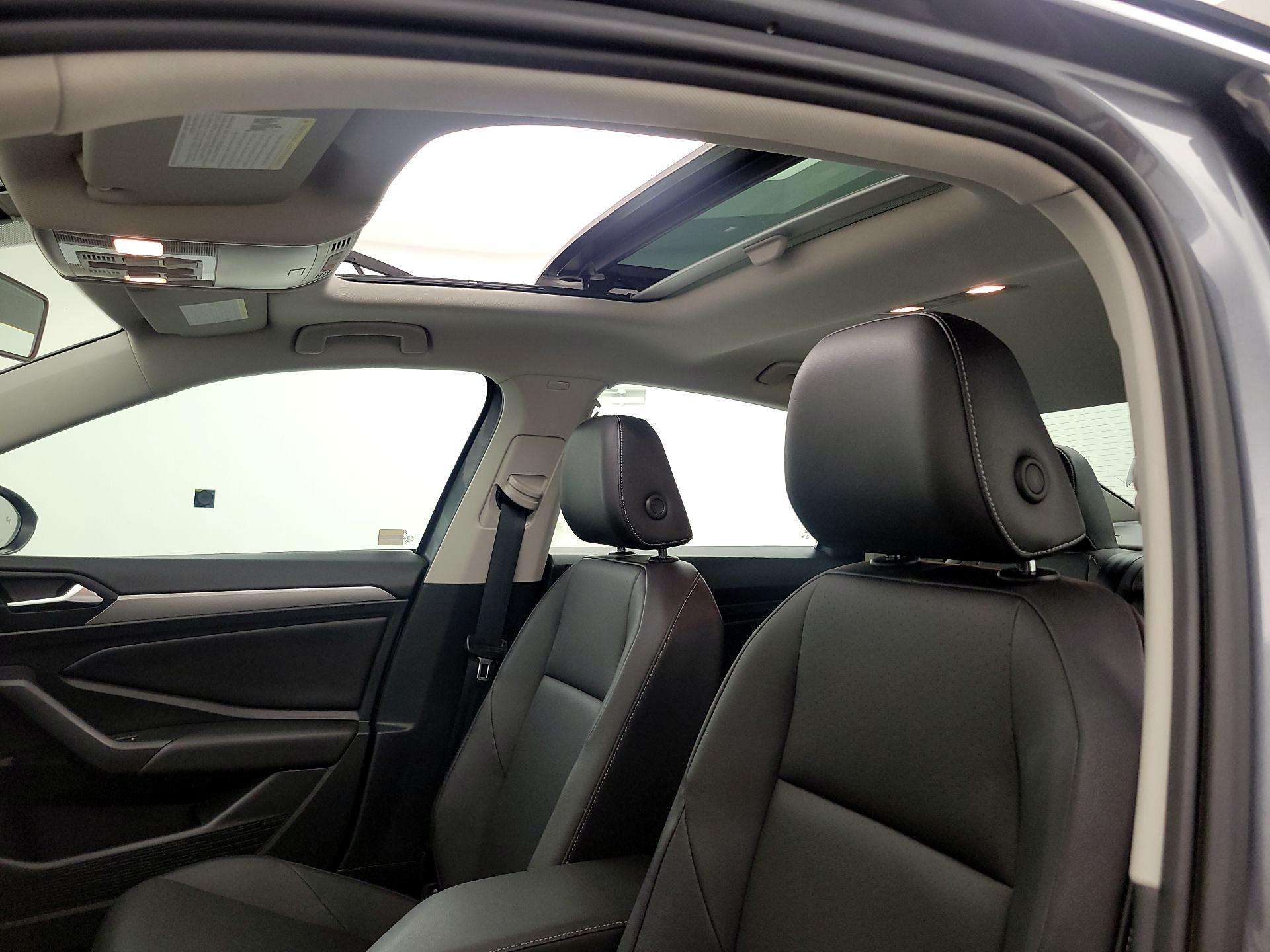 Thumbnail: 2020 Volkswagen Jetta - 19