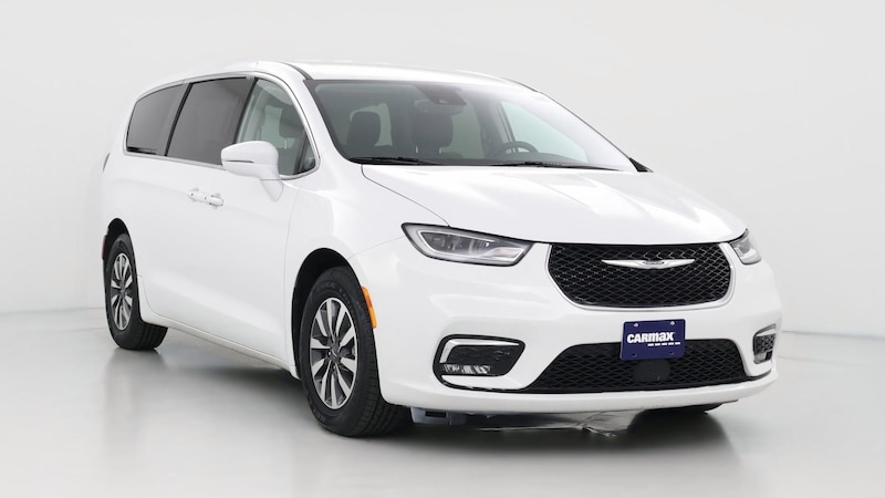 2022 Chrysler Pacifica Hybrid Touring L Hero Image