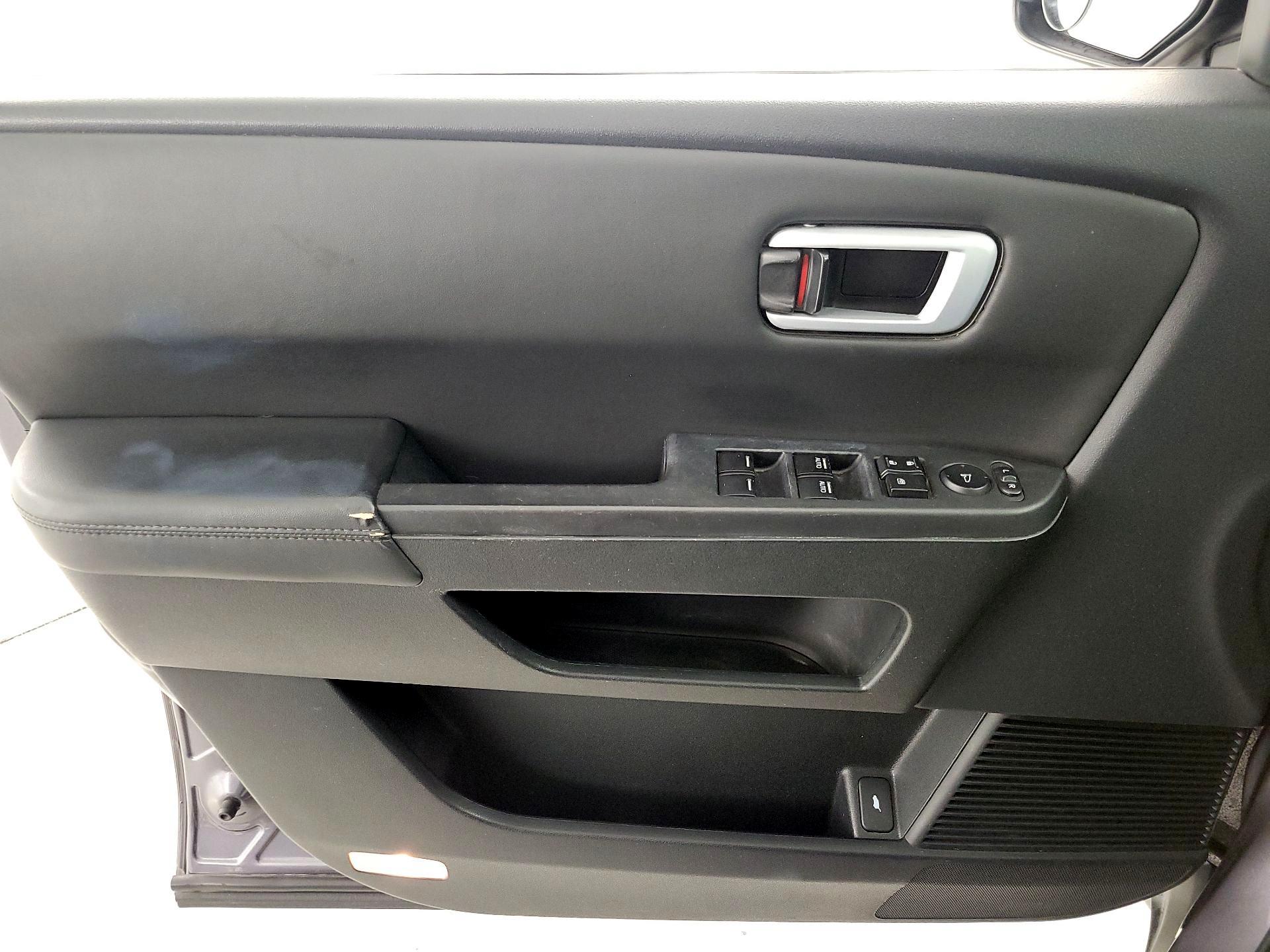 Thumbnail: 2015 Honda Pilot - 12