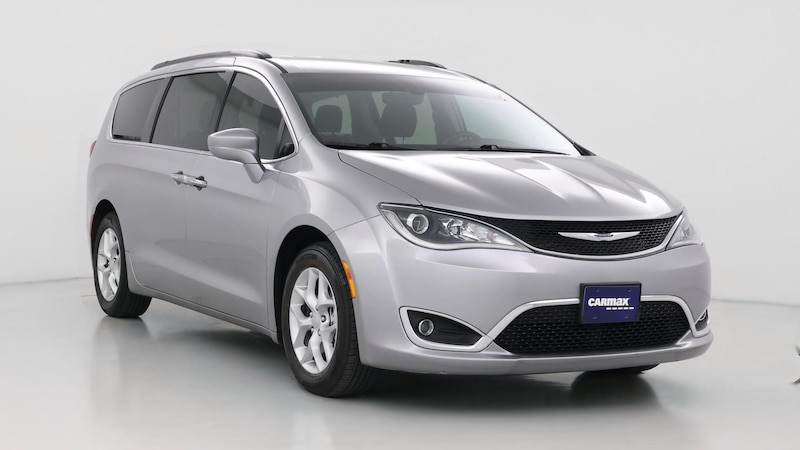 2019 Chrysler Pacifica Touring Plus Hero Image