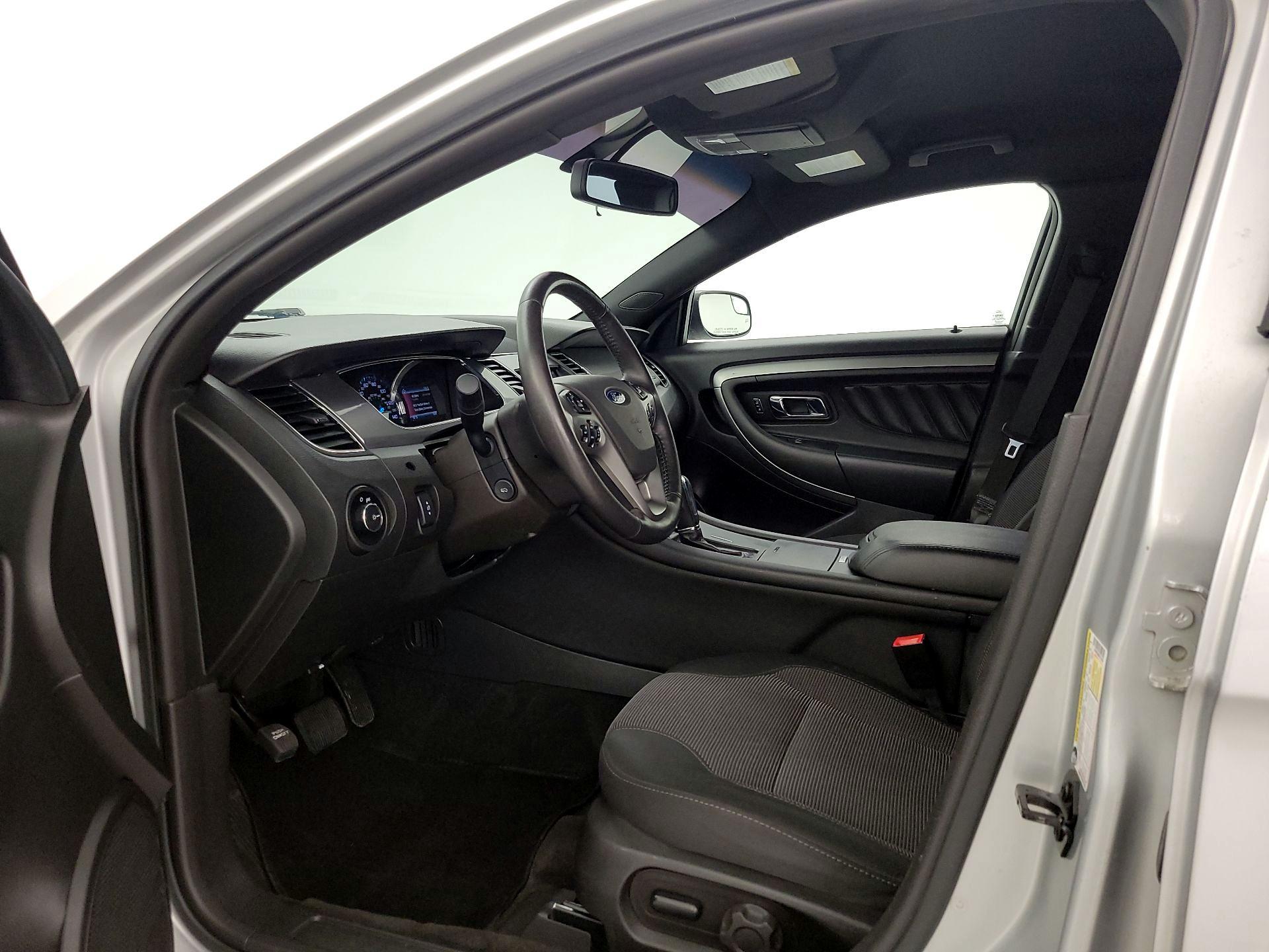 Thumbnail: 2015 Ford Taurus - 11