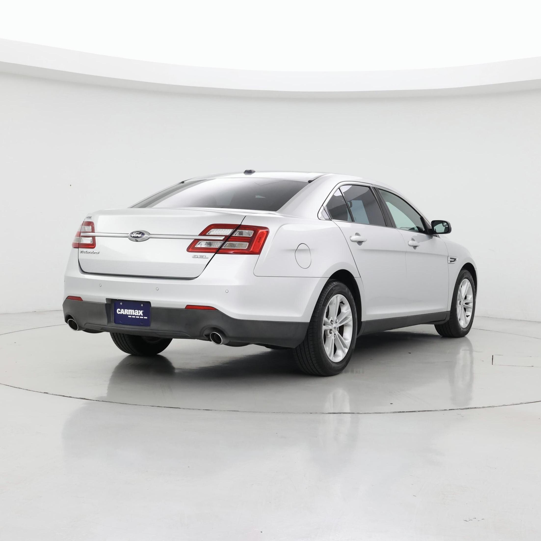 Thumbnail: 2015 Ford Taurus - 8
