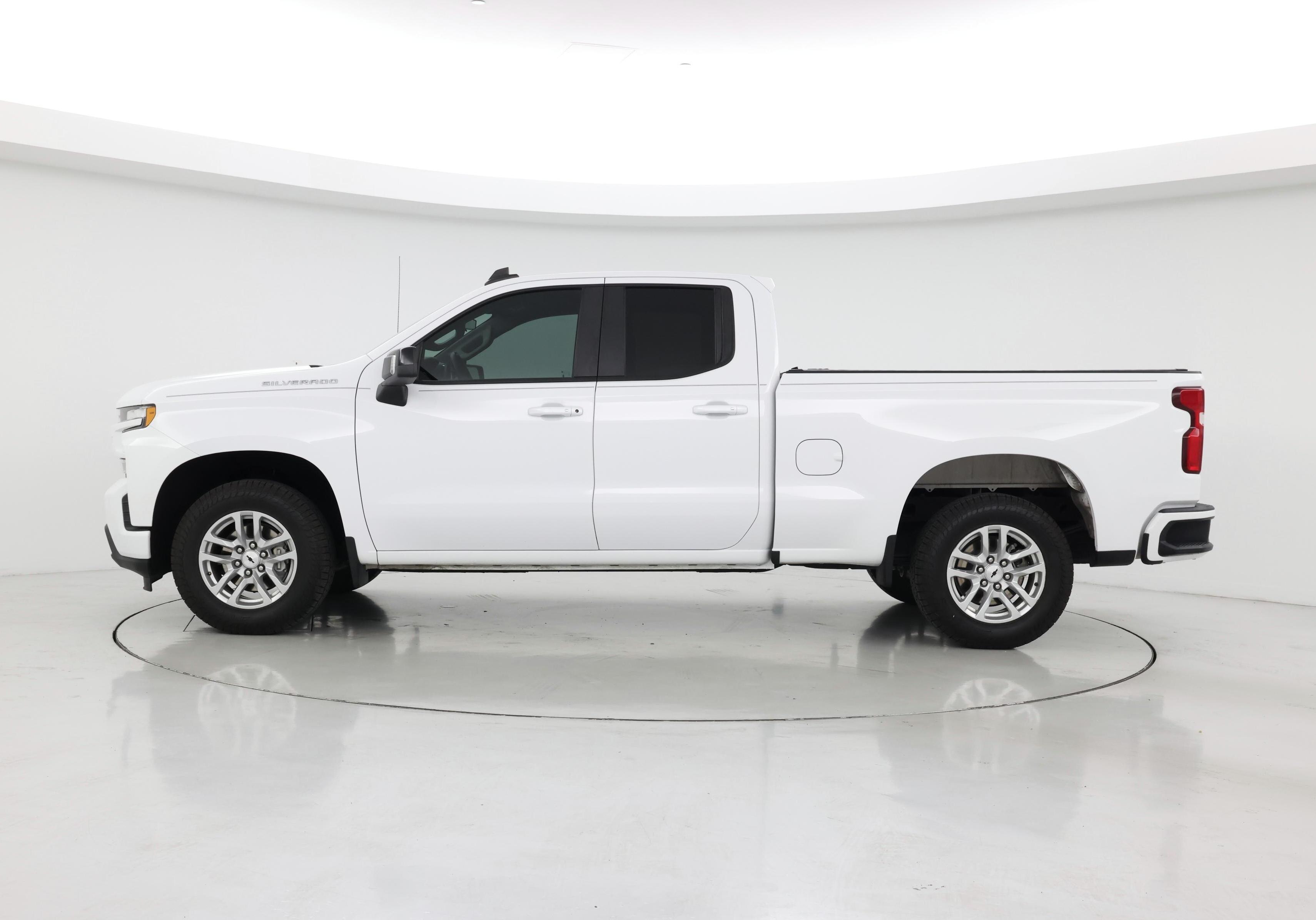 Thumbnail: 2019 Chevrolet Silverado 1500 - 3