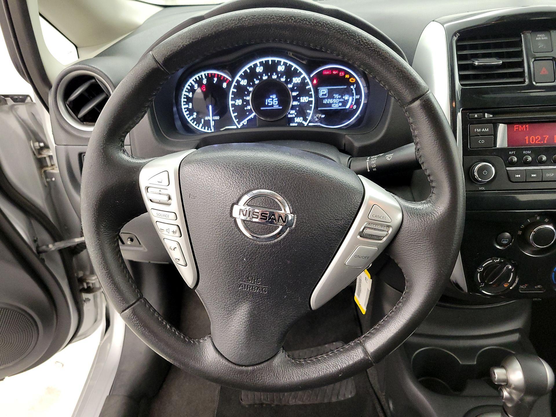 Thumbnail: 2015 Nissan Versa Note - 10