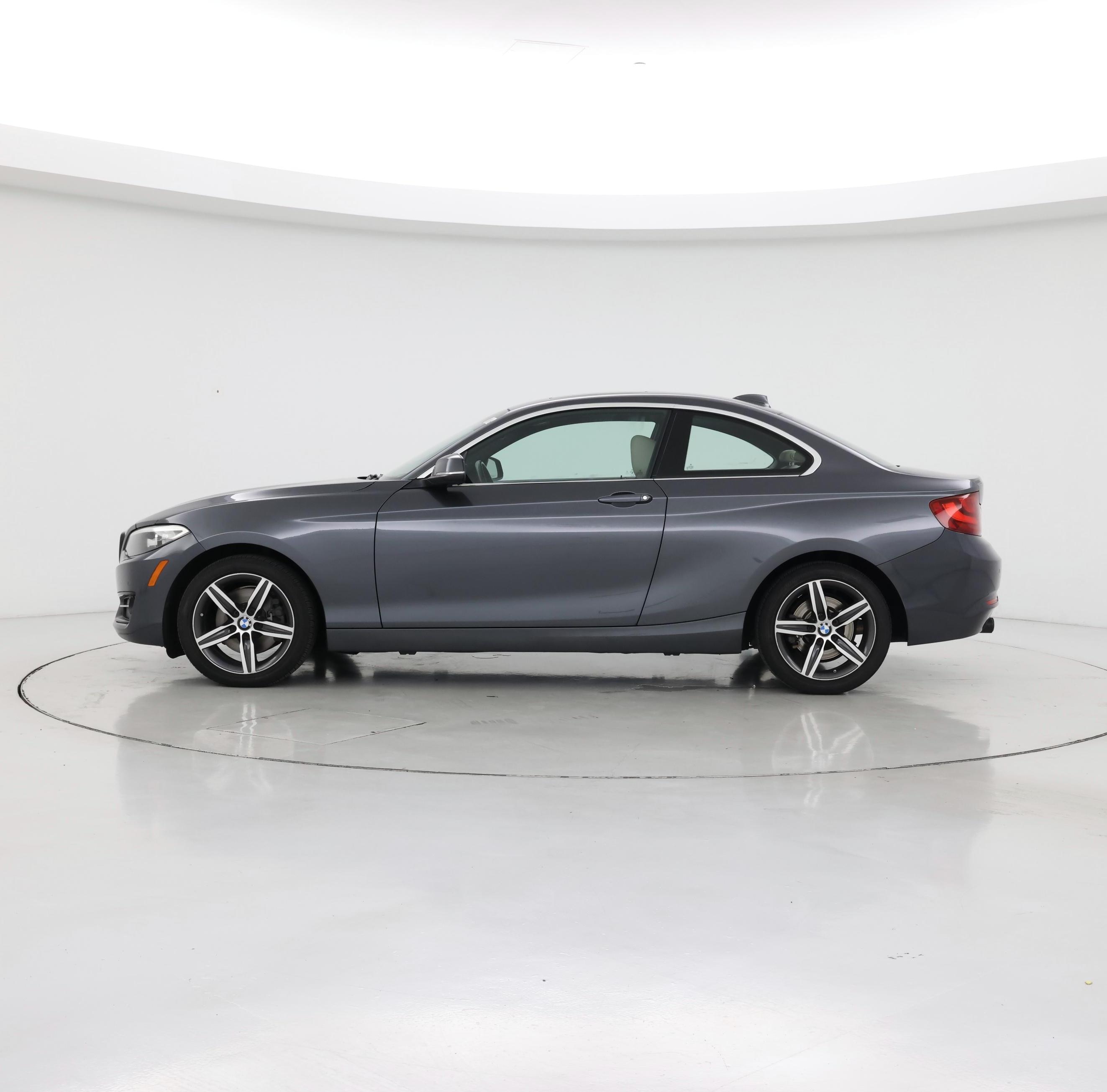 Thumbnail: 2017 BMW 2 Series - 3