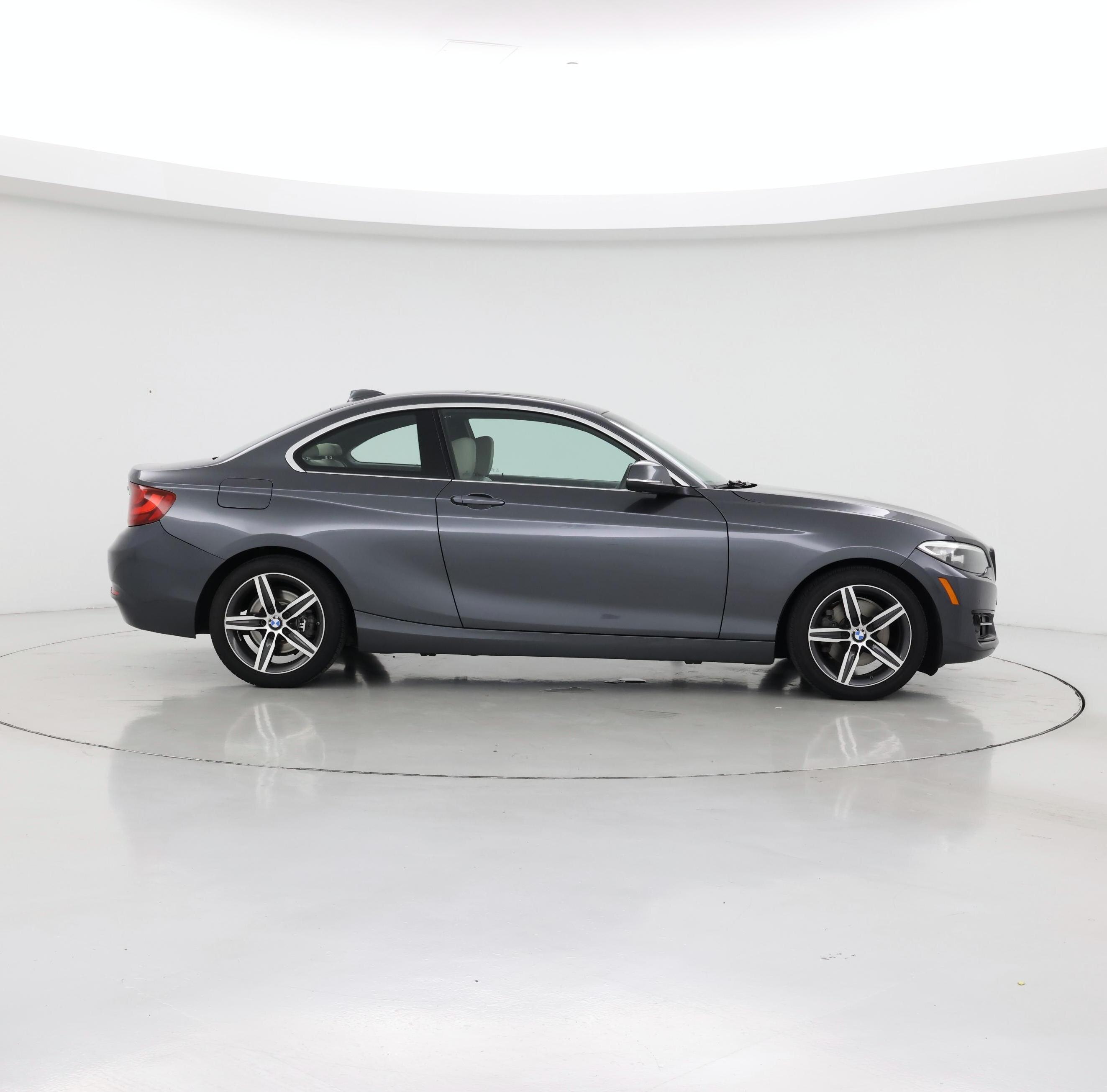 Thumbnail: 2017 BMW 2 Series - 7