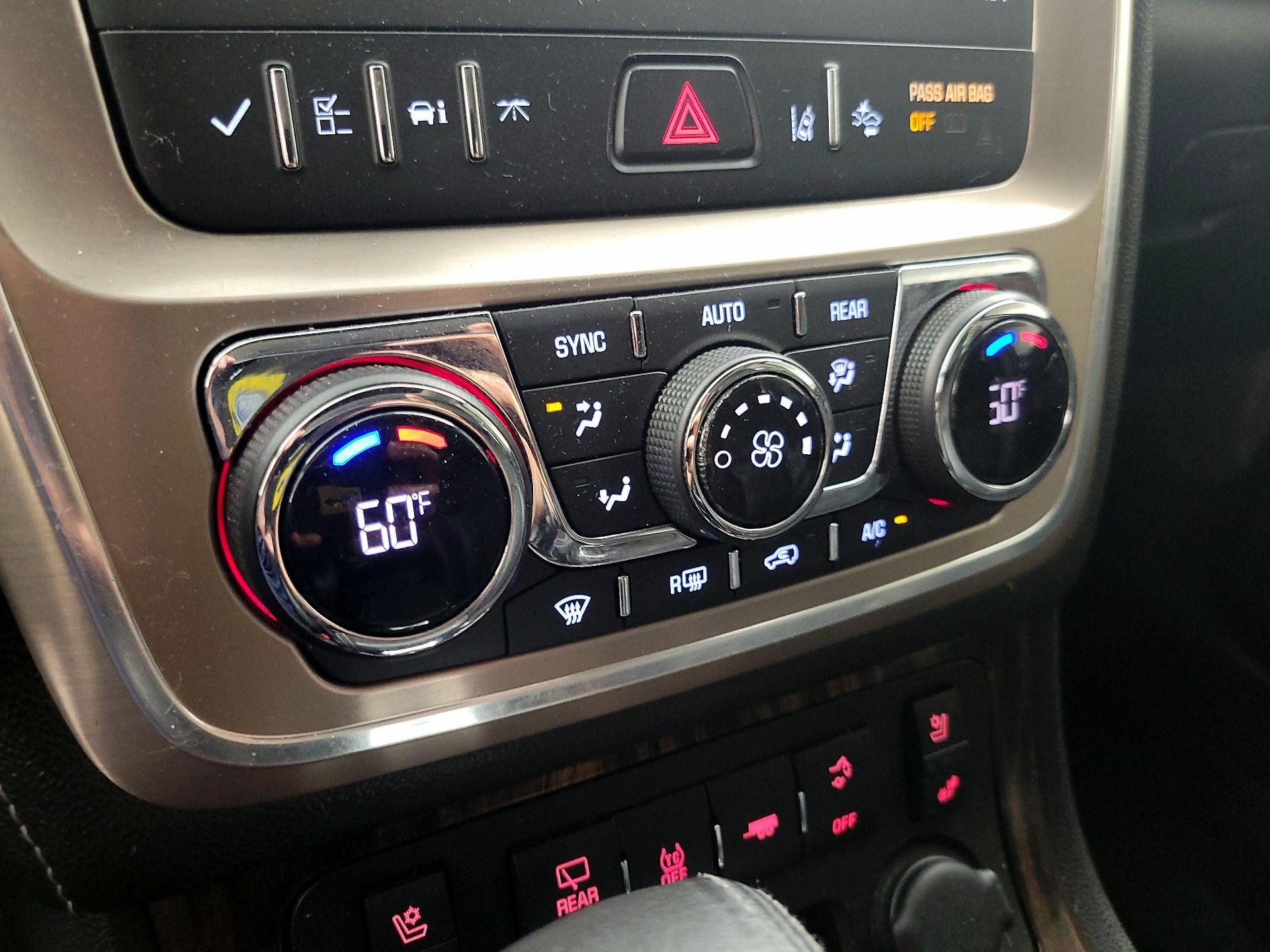 Thumbnail: 2014 GMC Acadia - 16