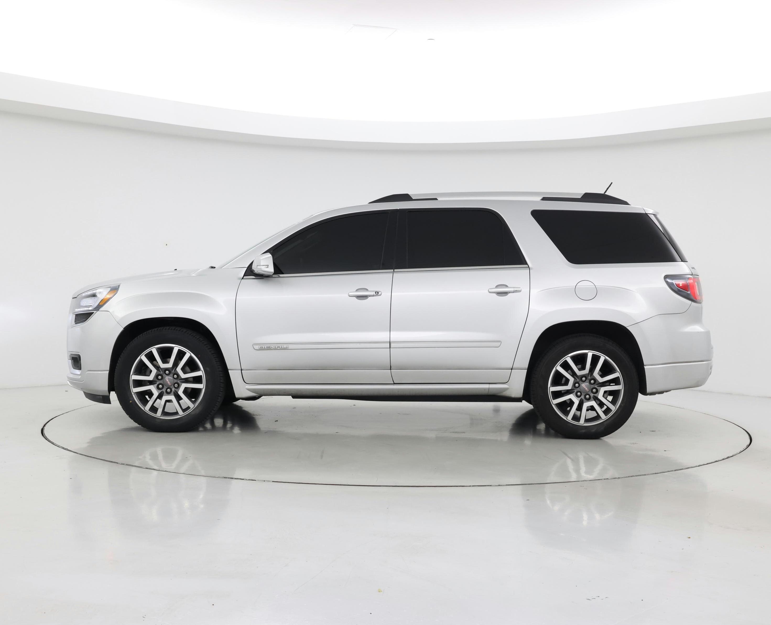 Thumbnail: 2014 GMC Acadia - 3