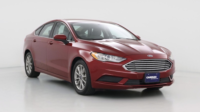 2017 Ford Fusion SE Hero Image