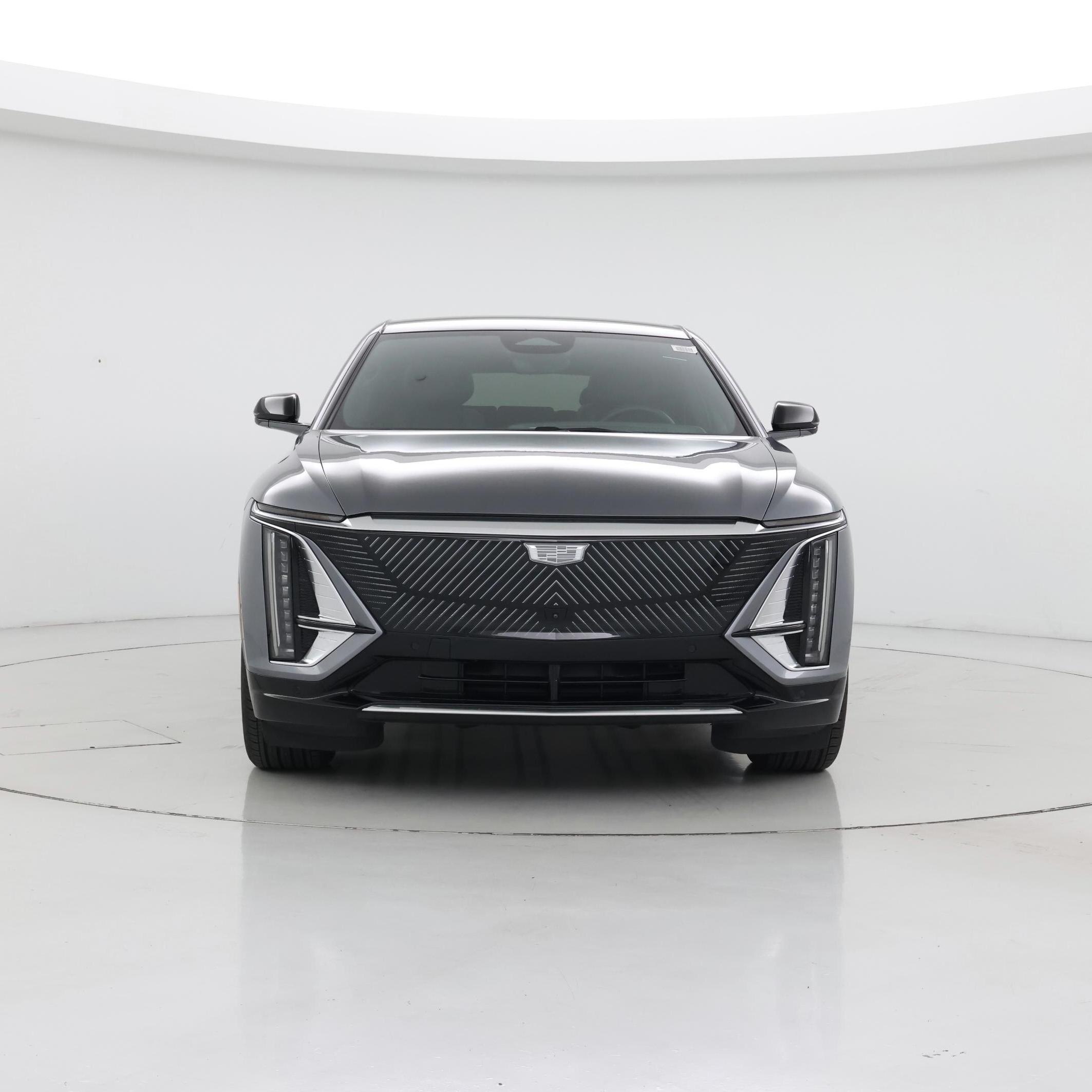 Thumbnail: 2023 Cadillac Lyriq - 5