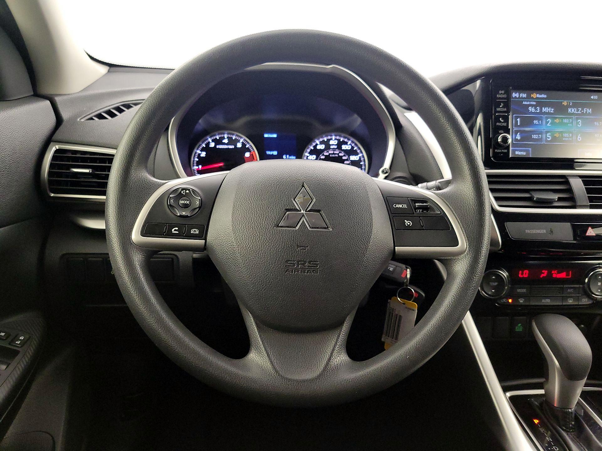 Thumbnail: 2020 Mitsubishi Eclipse Cross - 10