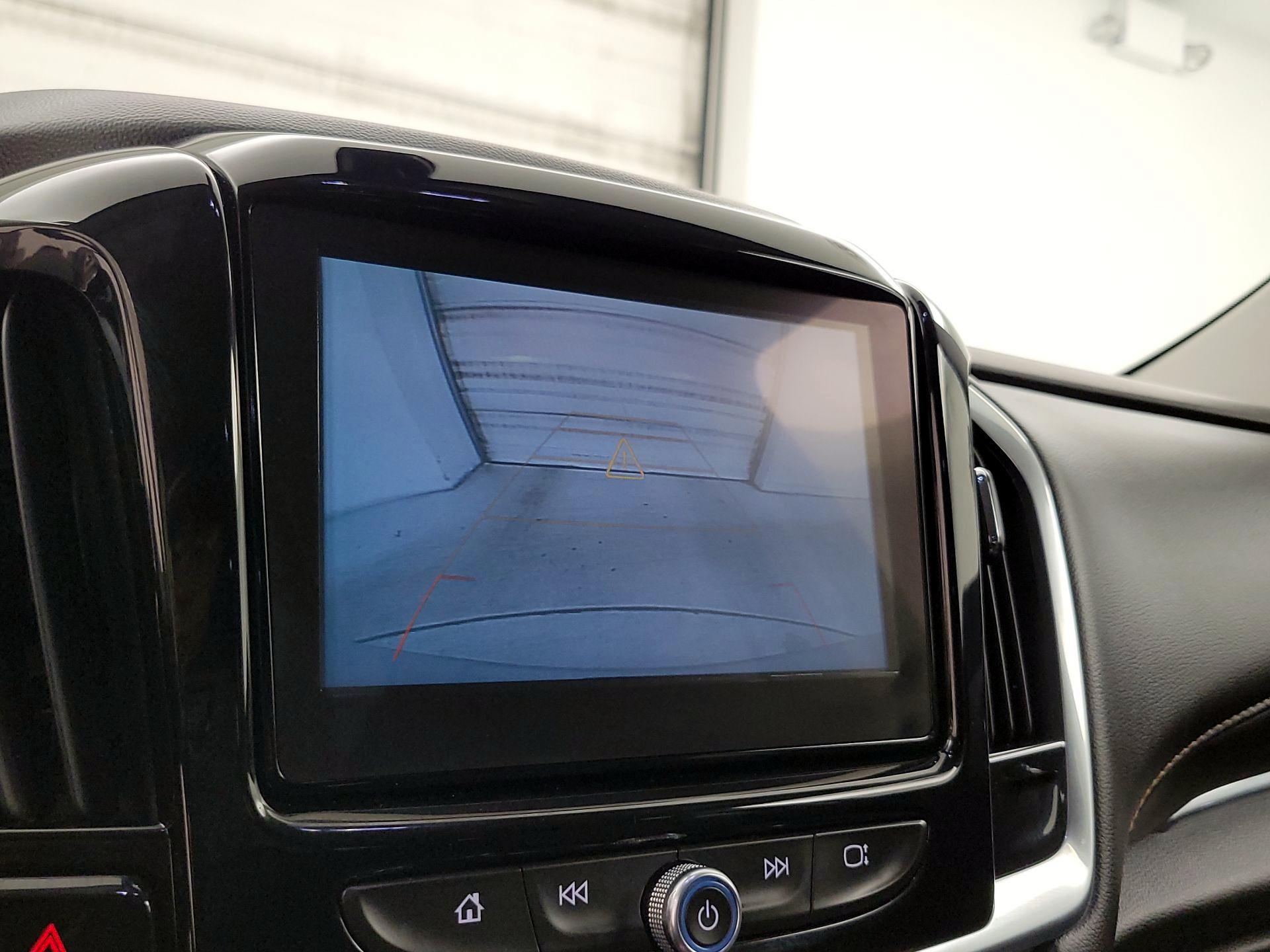 Thumbnail: 2019 Chevrolet Traverse - 14